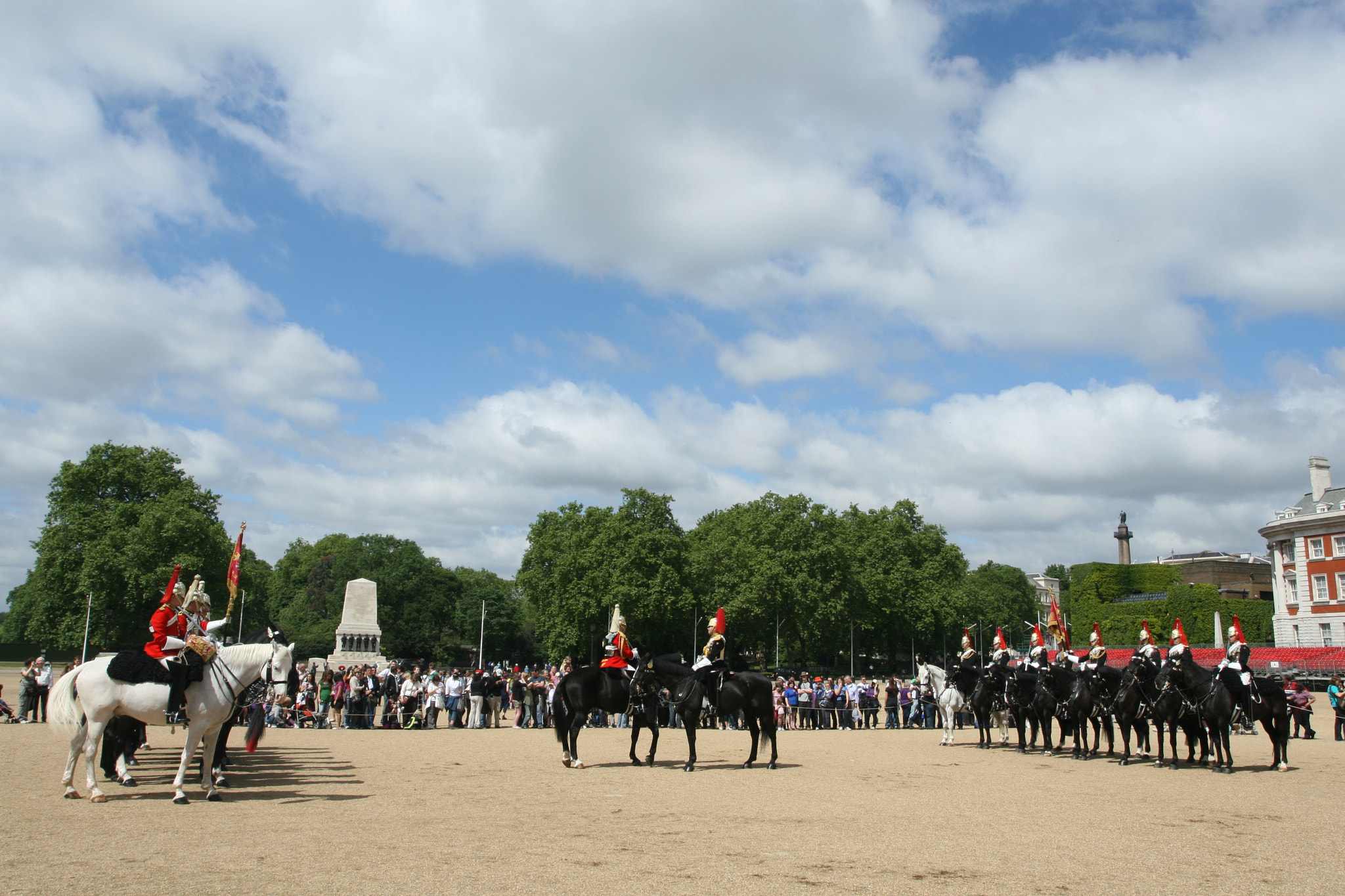 Canon EOS 30D + Canon EF 17-40mm F4L USM sample photo. Changing of the guard at buckingham palace photography