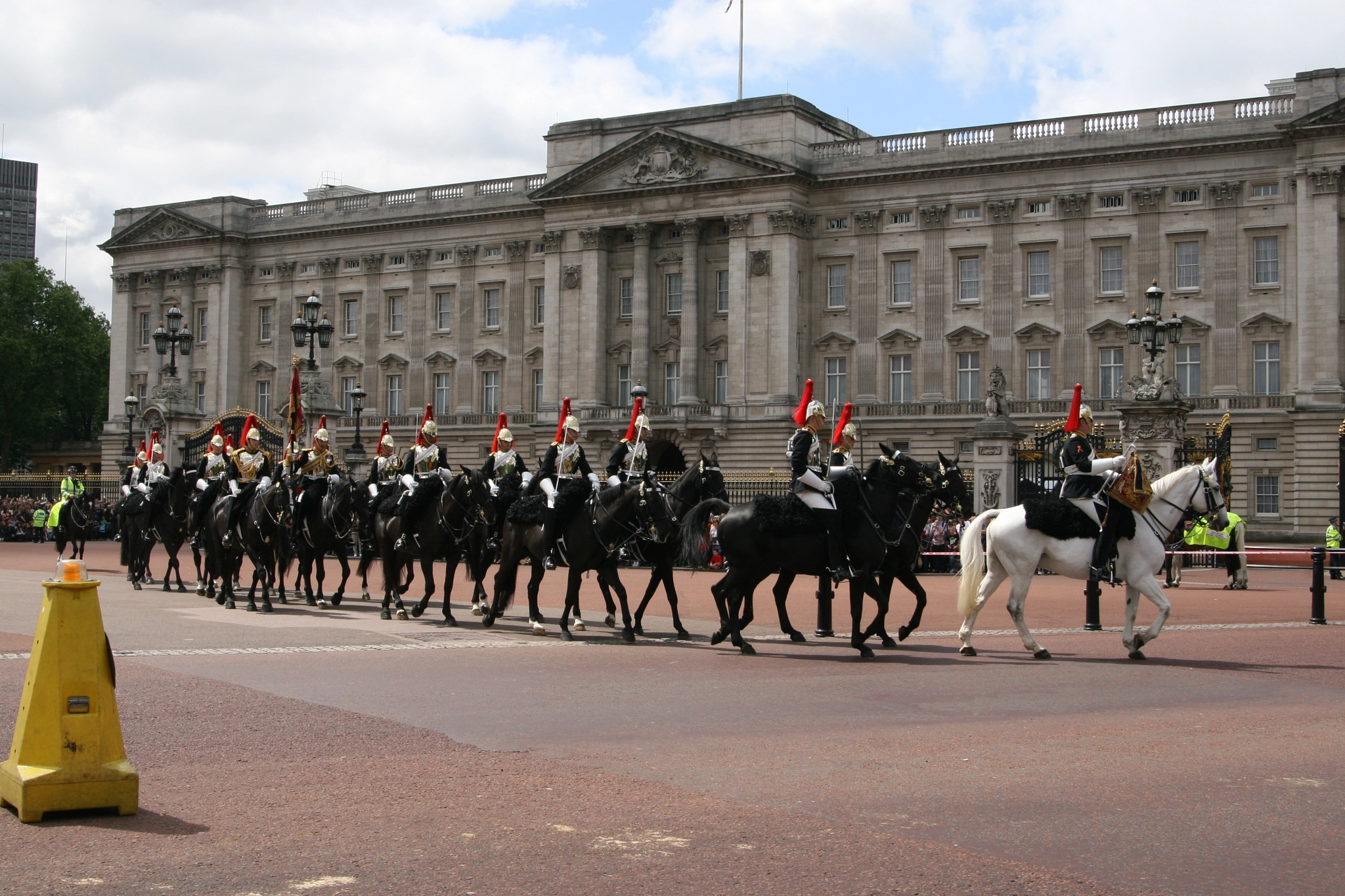 Canon EOS 30D sample photo. Changing of the guard at buckingham palace photography