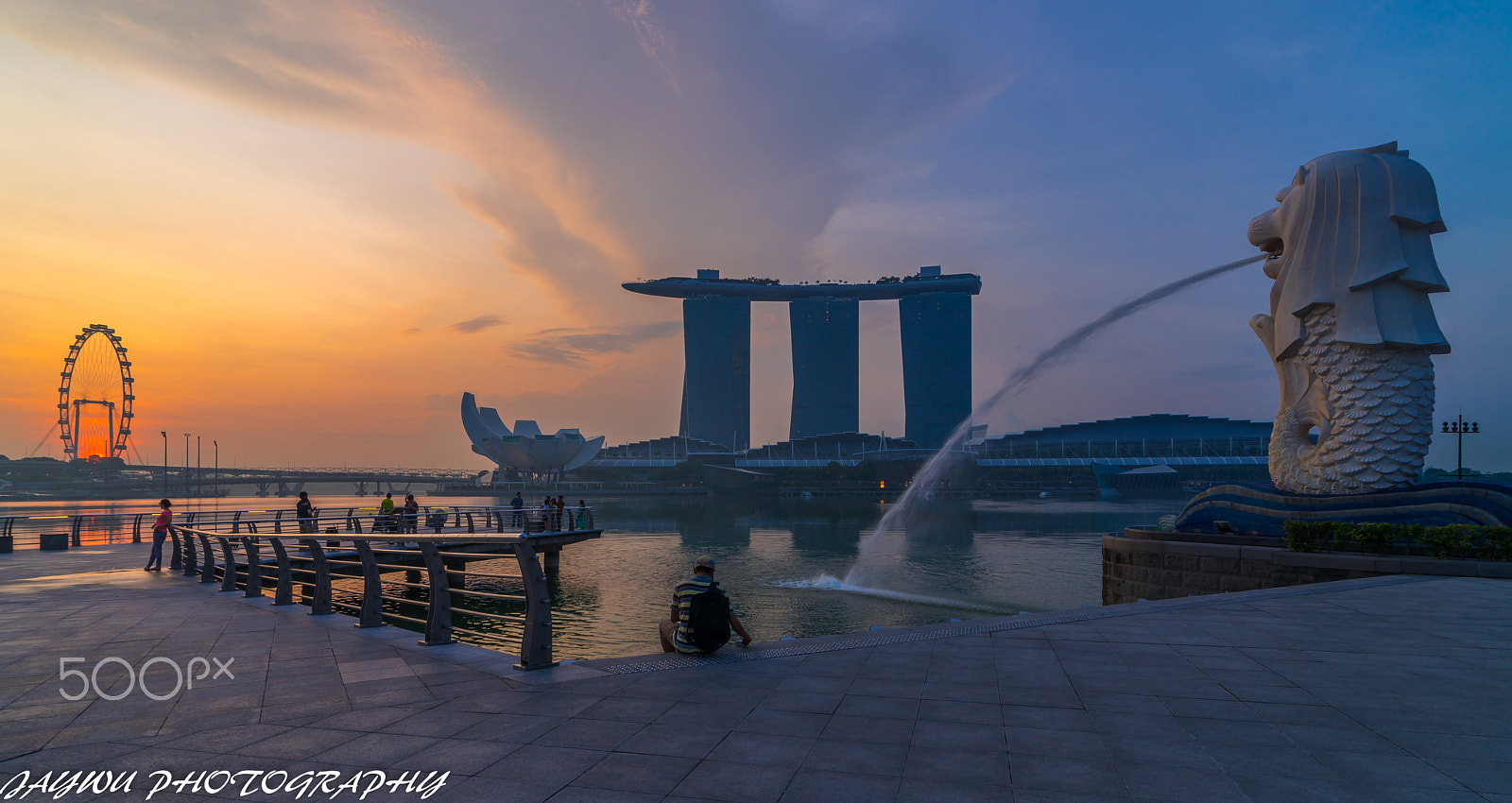 16-28mm F2.8 sample photo. Marina bay sunrise photography