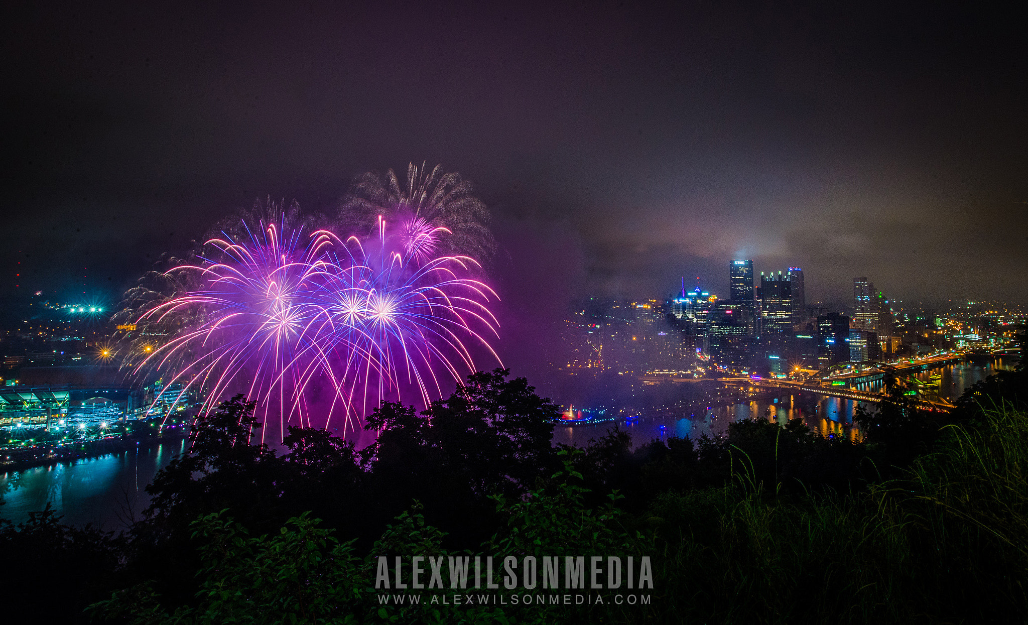 Nikon D610 + Sigma 20mm F1.8 EX DG Aspherical RF sample photo. 4th of july photography