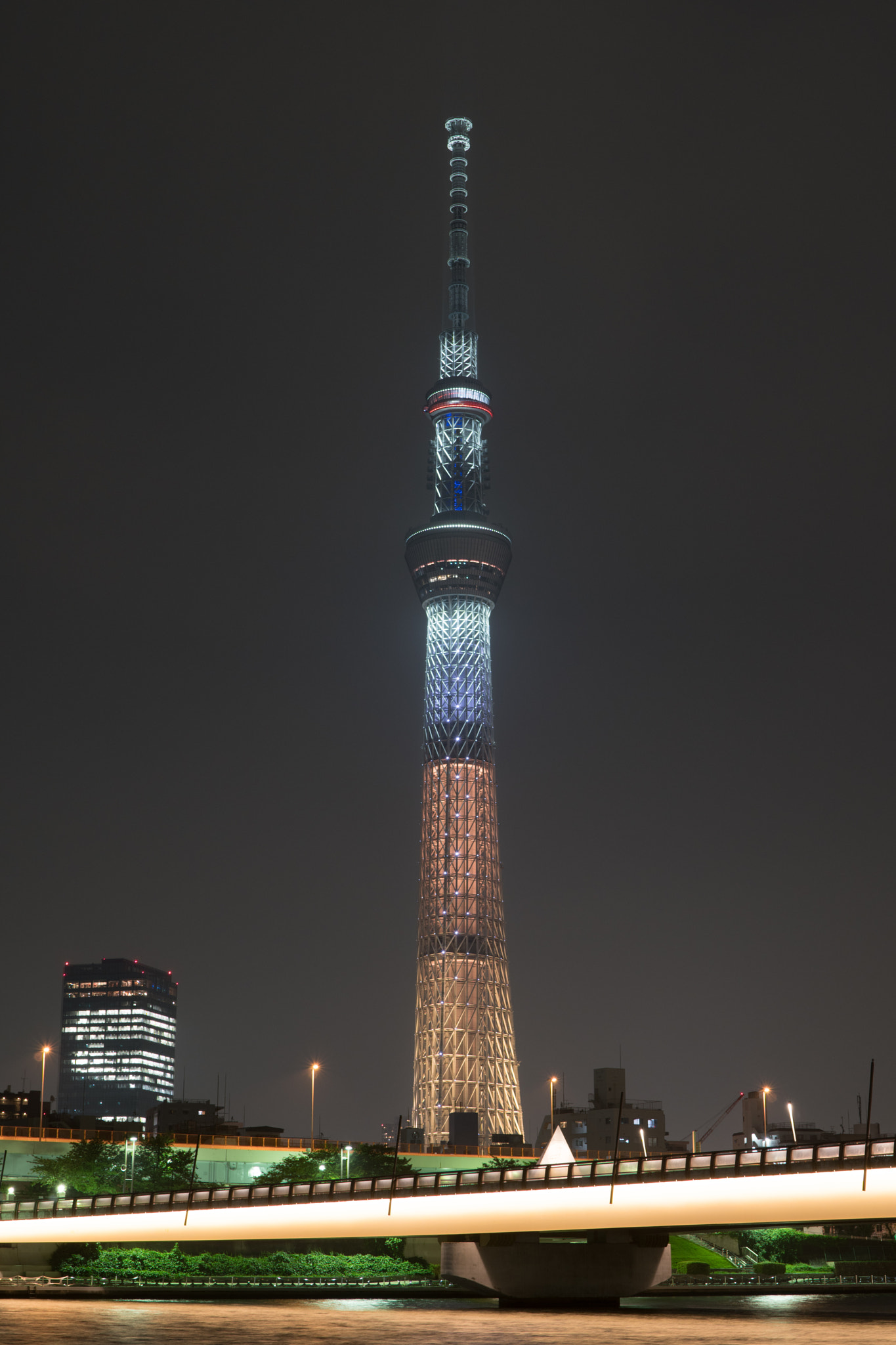 Sony a6300 + Sony Distagon T* FE 35mm F1.4 ZA sample photo. Tokyo sky tree : kirameki photography