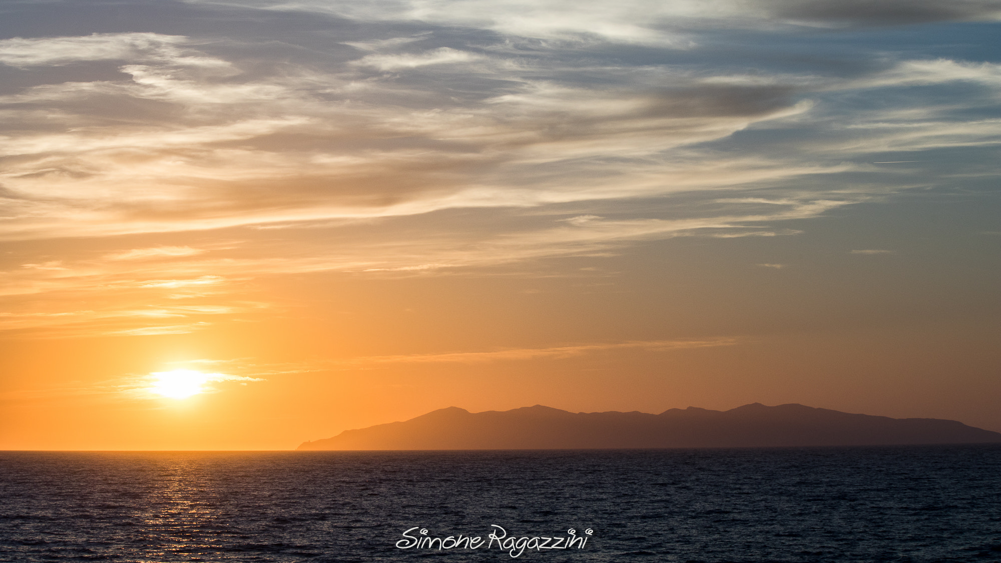 Canon EF-S 55-250mm F4-5.6 IS sample photo. Tramonto sul mare photography
