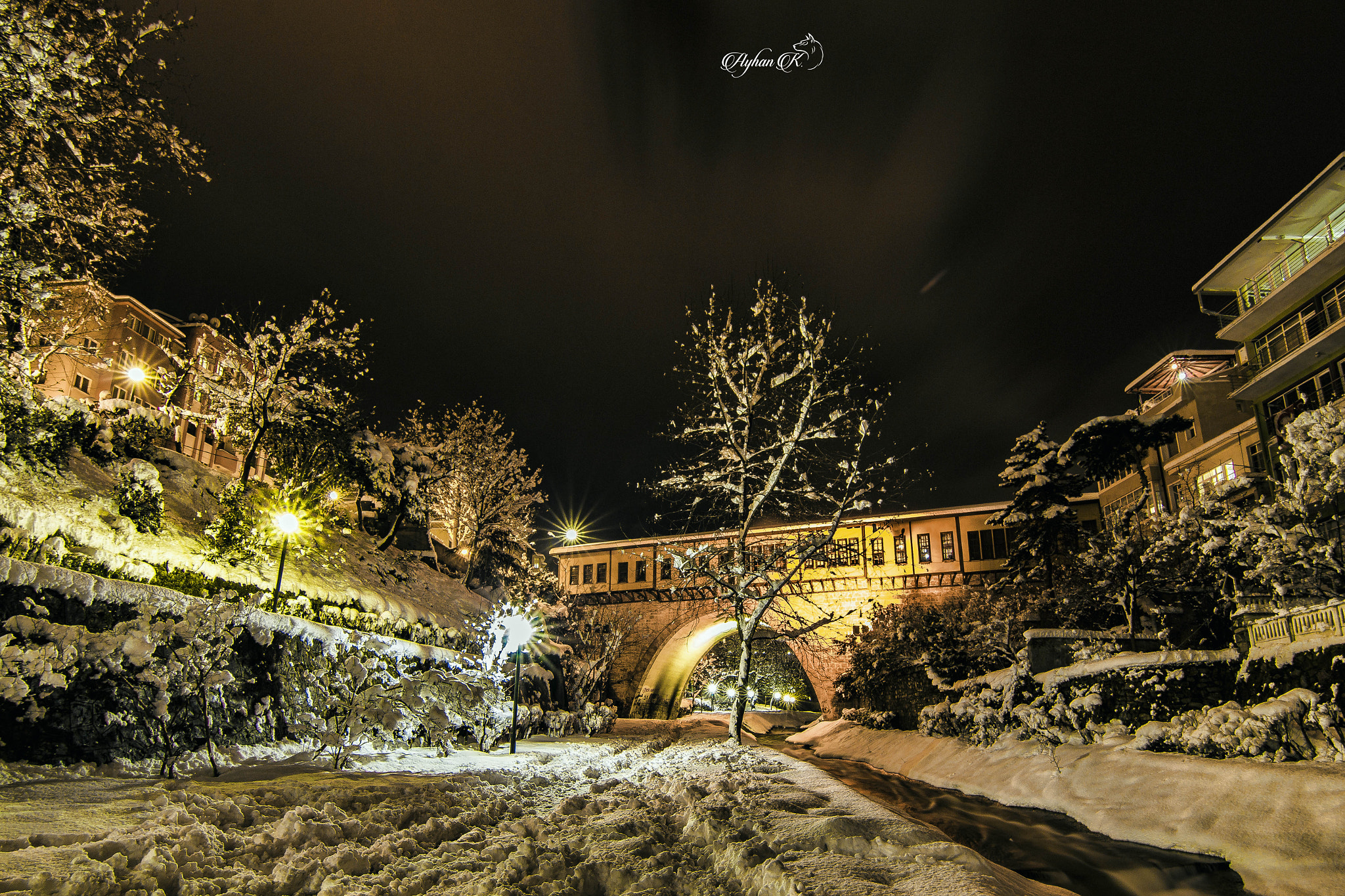 Canon EOS 650D (EOS Rebel T4i / EOS Kiss X6i) sample photo. Night photography