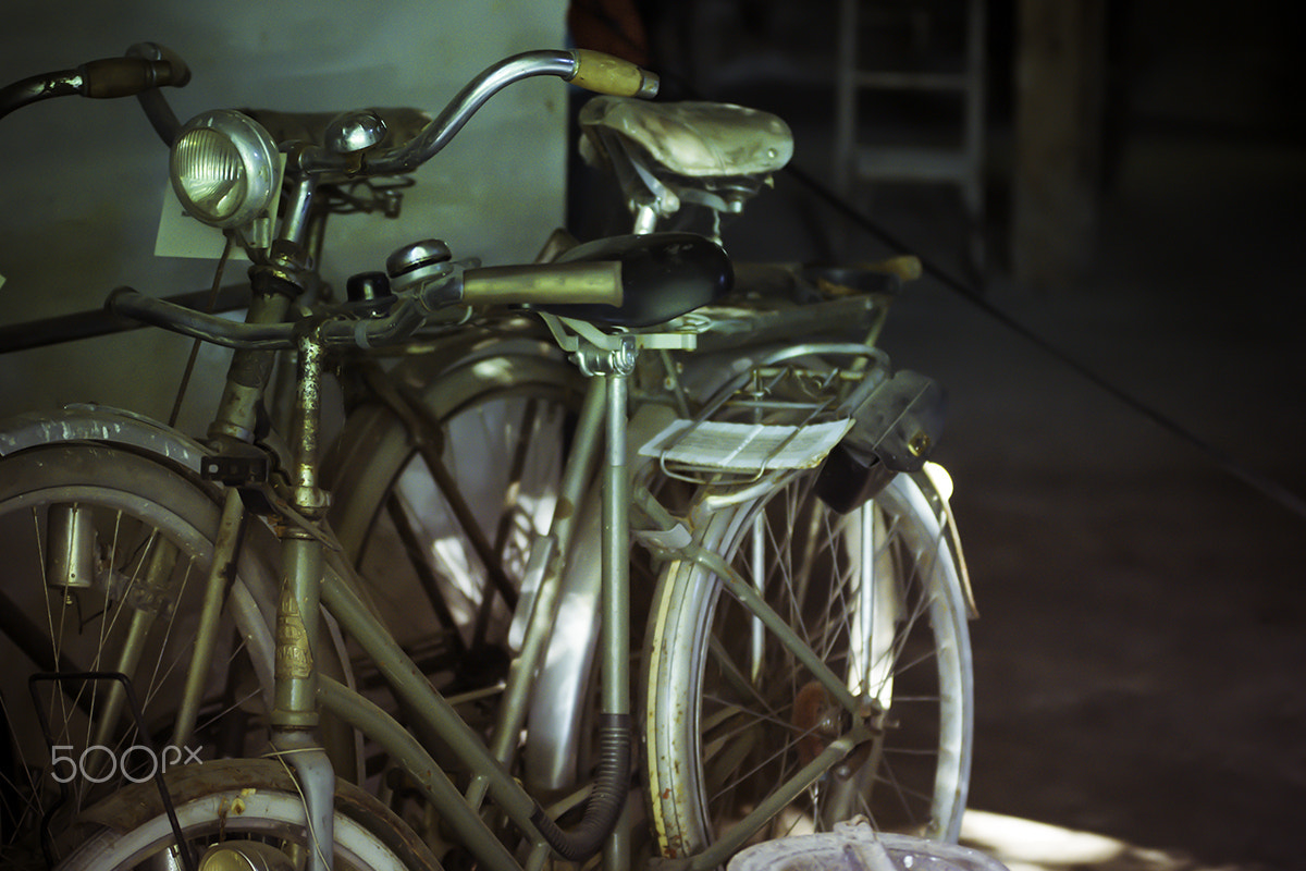 Sony ILCA-77M2 + 70-200mm F2.8 sample photo. Bike photography