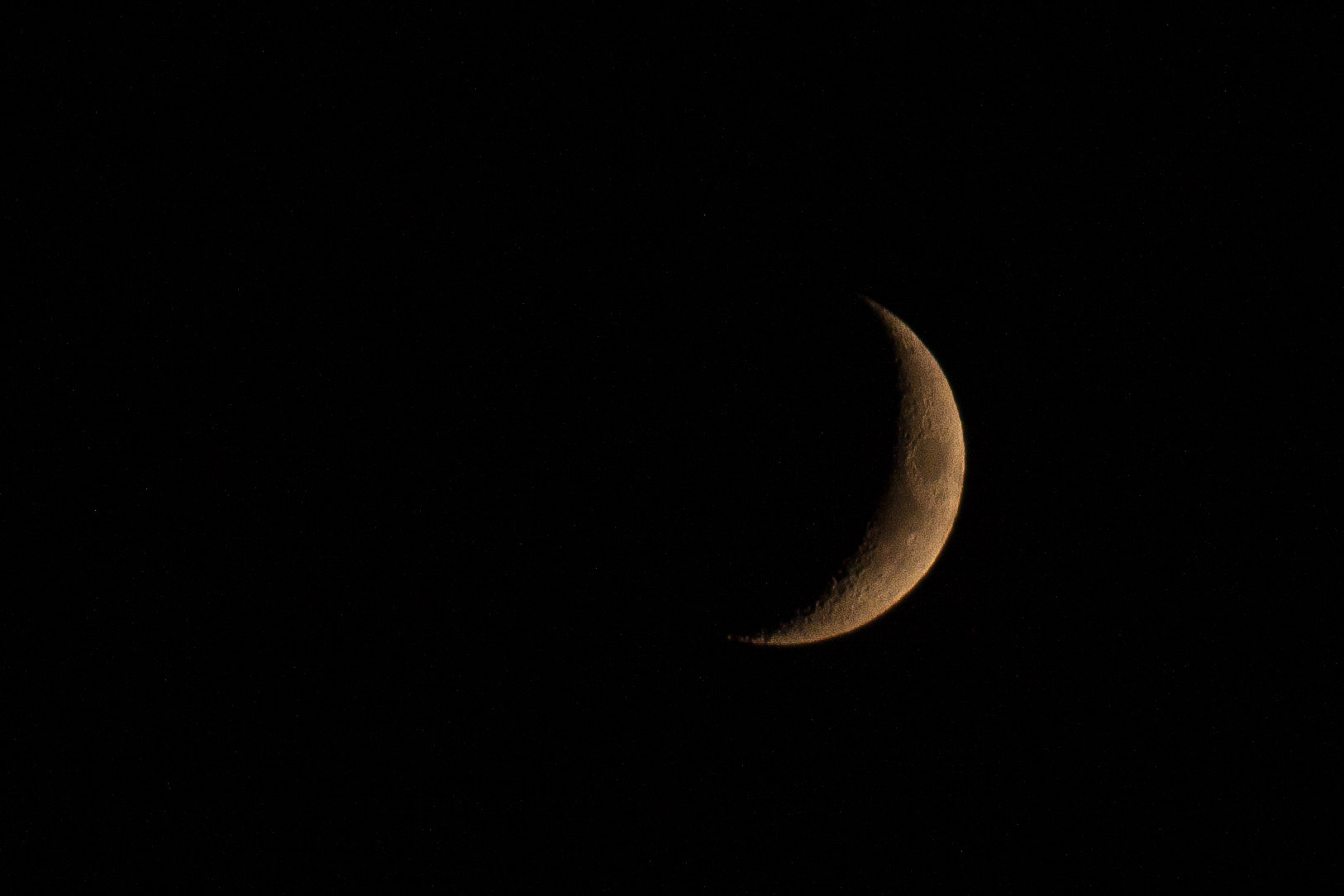 Canon EOS 50D + Canon EF-S 55-250mm F4-5.6 IS II sample photo. Moon 2016 photography