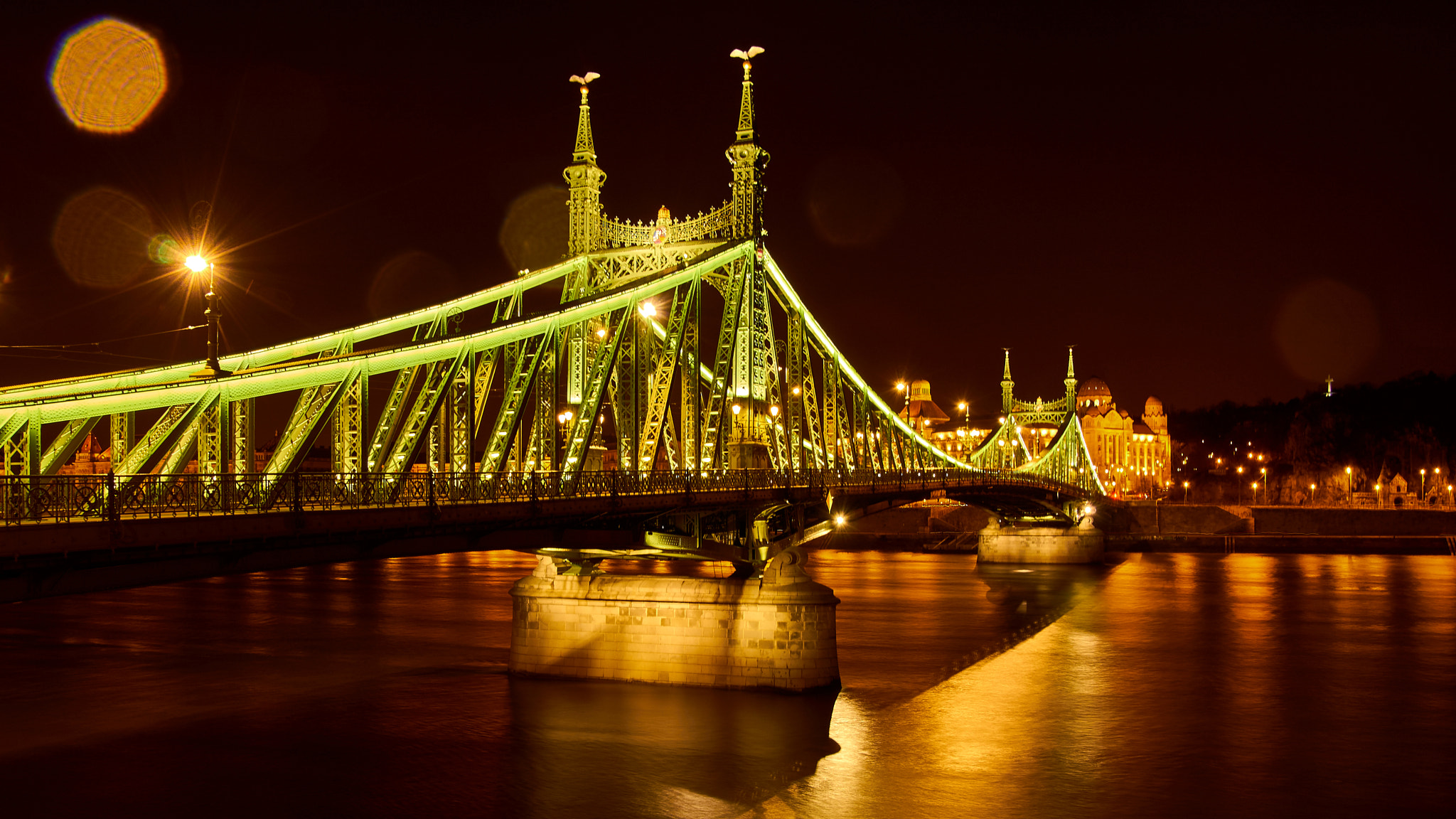 Sony ILCA-77M2 + DT 18-270mm F3.5-6.3 SSM sample photo. Freiheitsbrücke budapest, ungarn // szabadság híd budapest, hungría photography