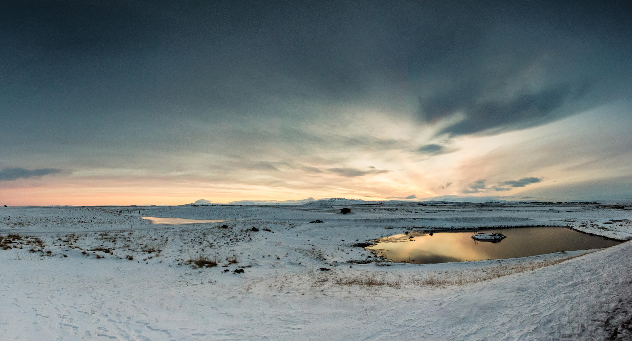 Sony SLT-A65 (SLT-A65V) + Sigma 10-20mm F3.5 EX DC HSM sample photo. A challenging environment photography