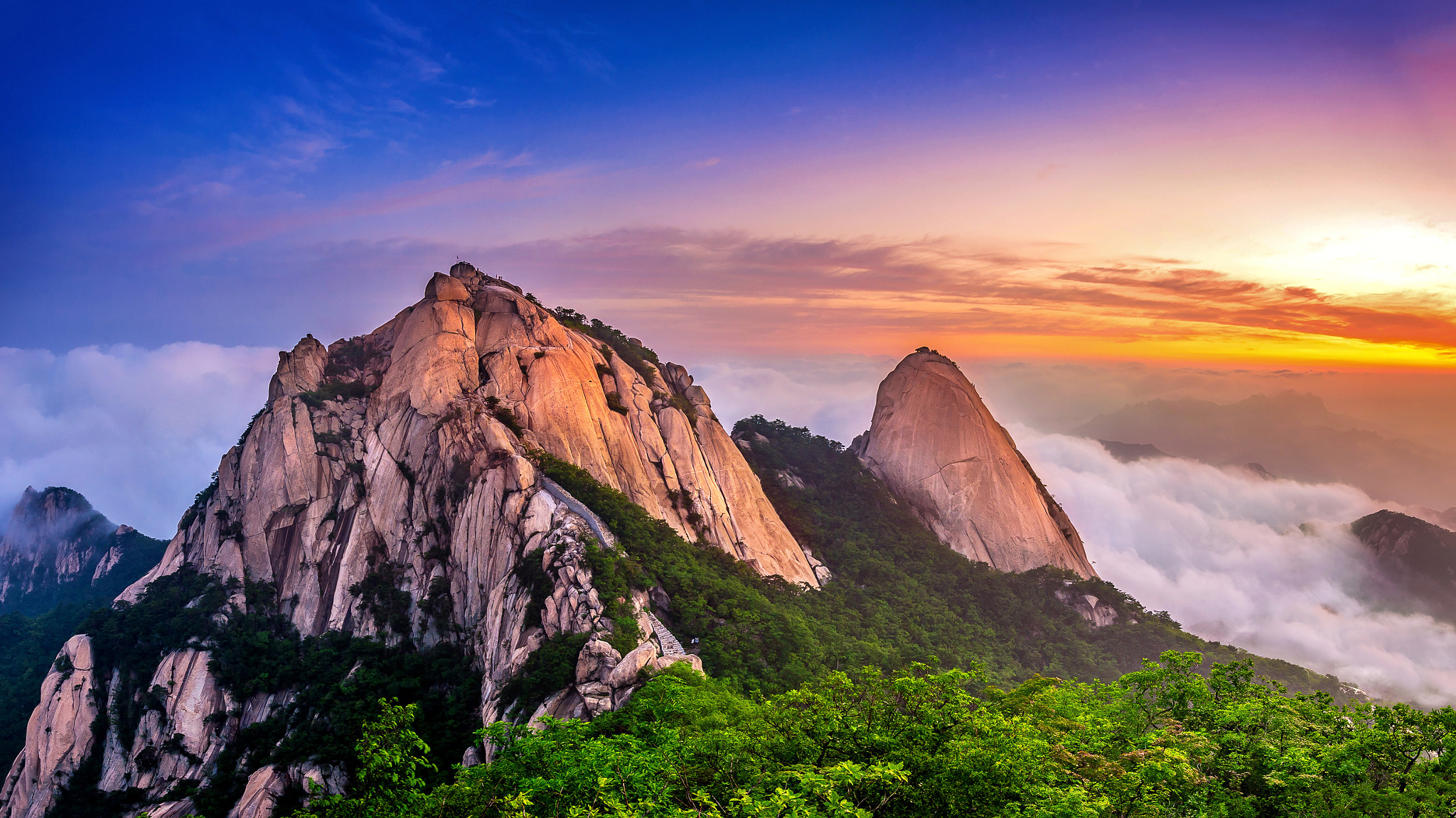 Nikon D4S sample photo. Bukhansan mountains is covered by morning fog and sunrise in seo photography