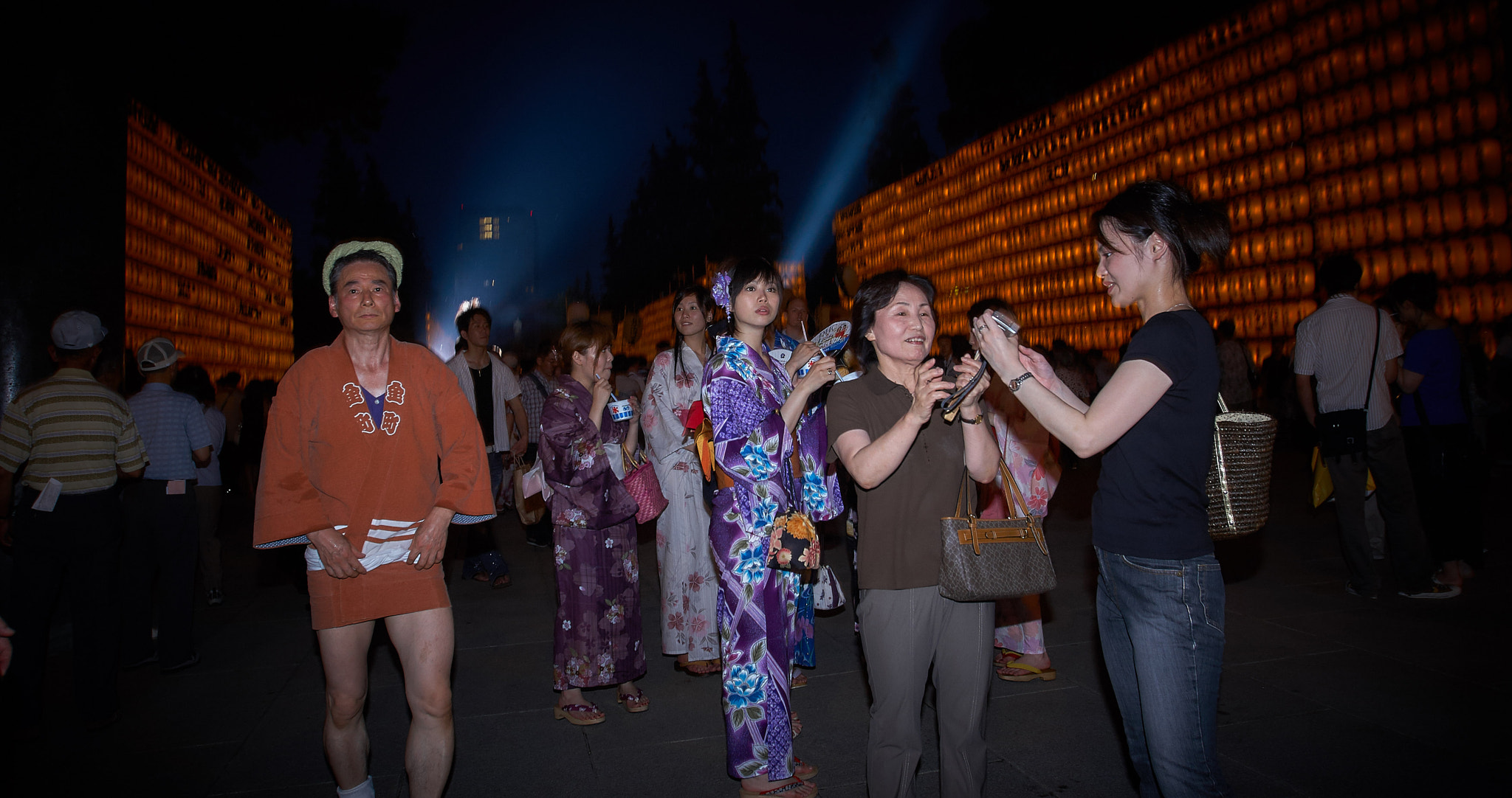 Canon EOS 30D + Canon EF 16-35mm F2.8L USM sample photo. Mitama matsuri photography