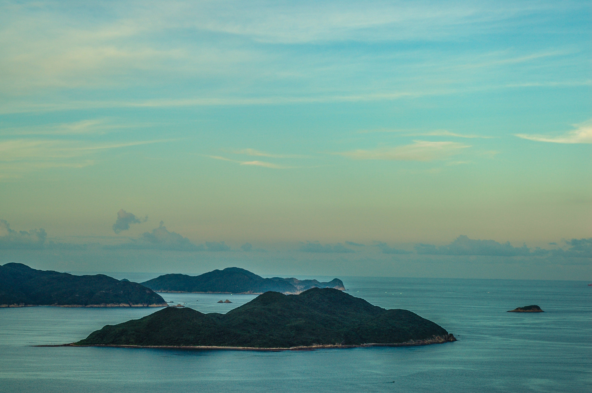 Nikon D70 sample photo. The solitary island in tranquil seclusion photography