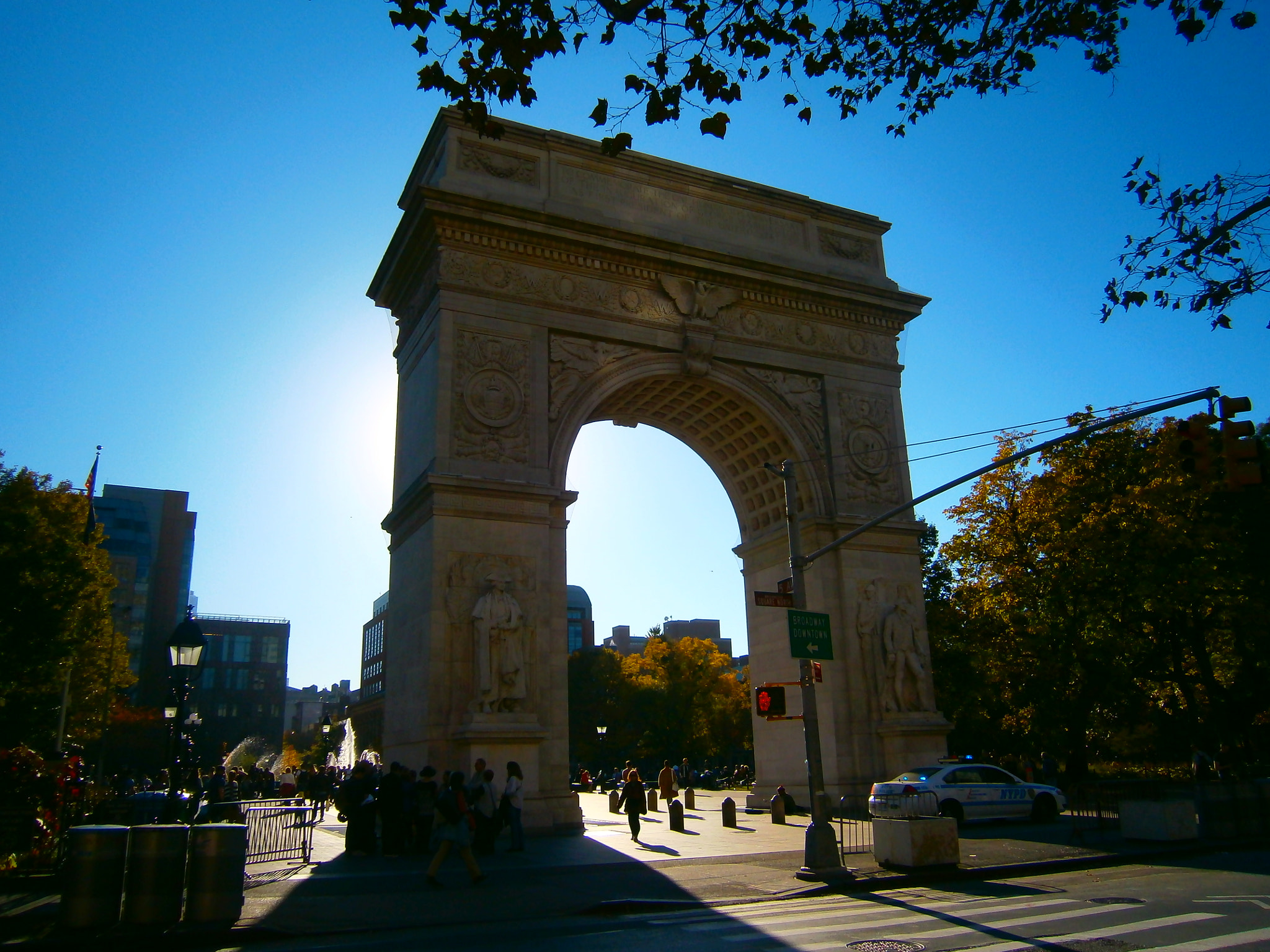 Olympus VG160,X990,D745 sample photo. Washington square arch photography