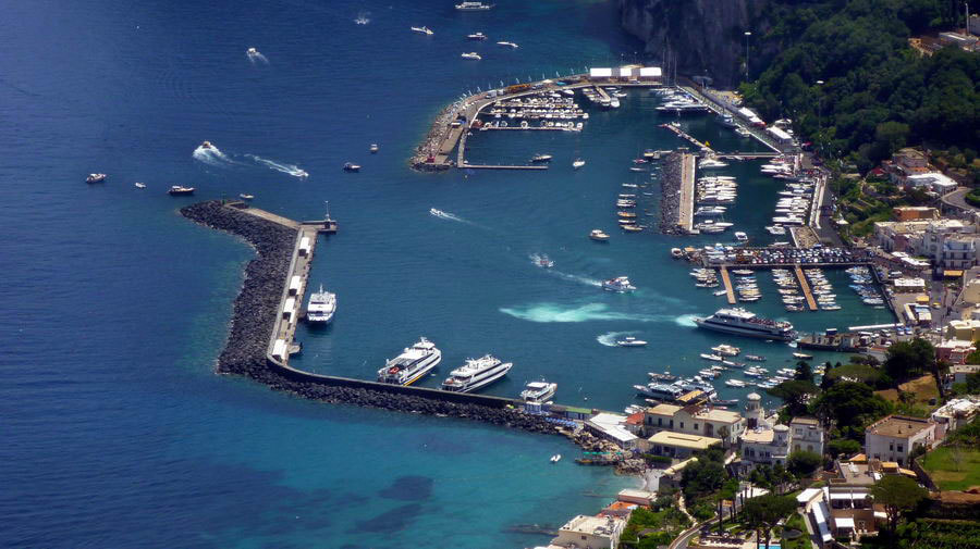 Panasonic DMC-FT1 sample photo. Port de capri photography
