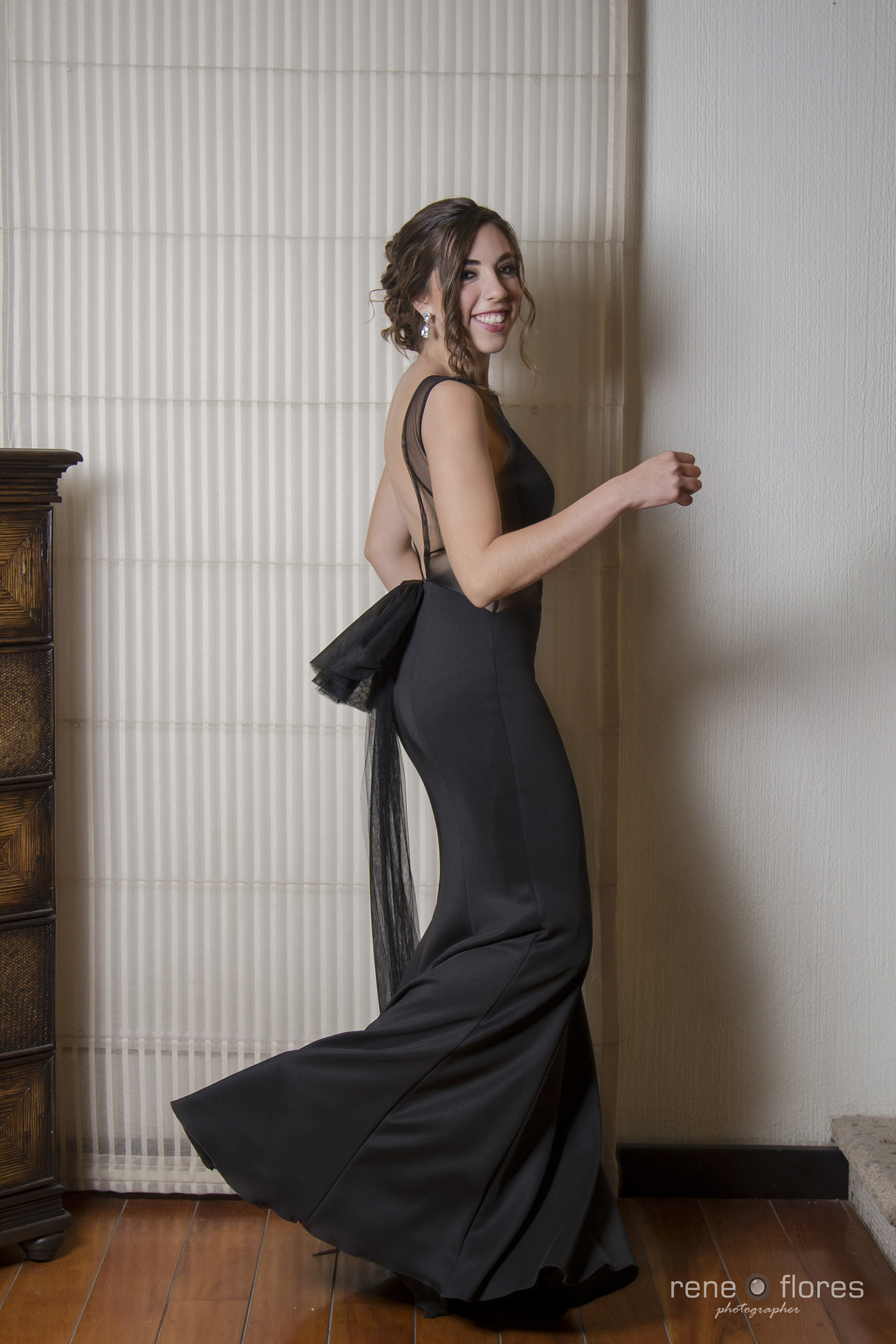 Nikon D3100 sample photo. Night dresses - black iii photography