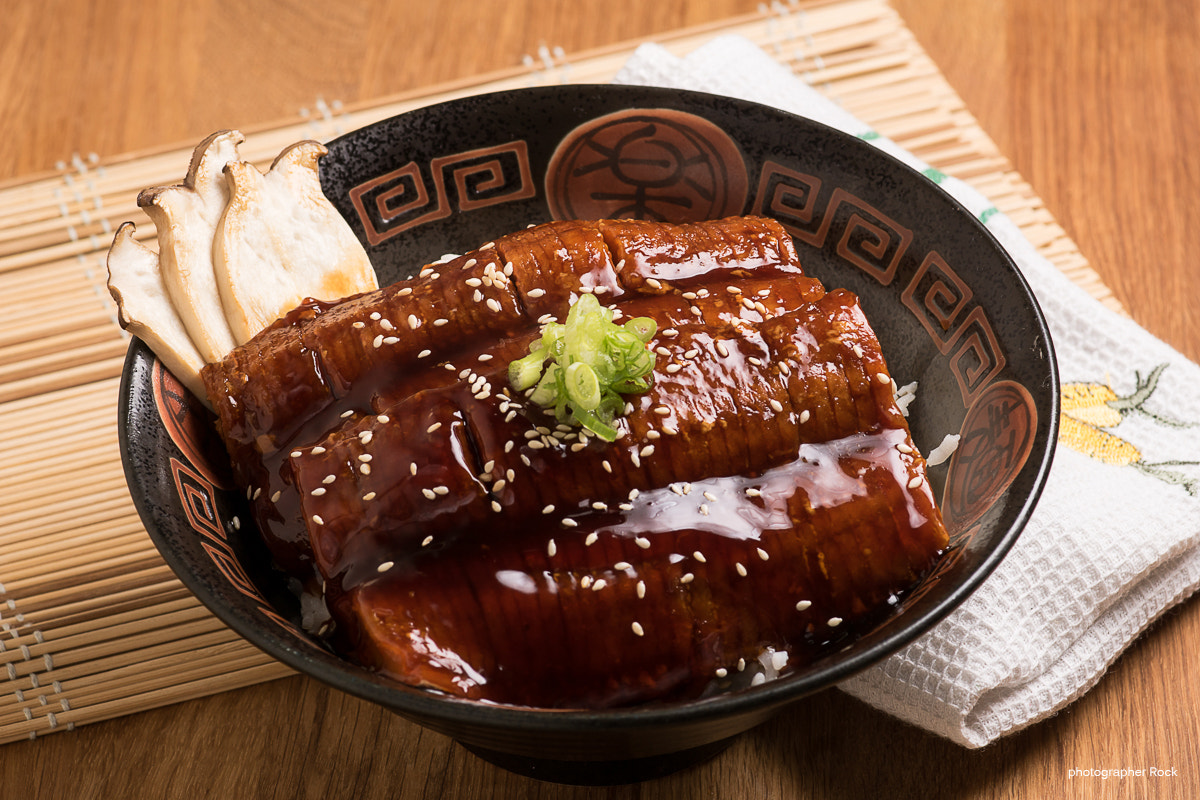 Sony ILCA-77M2 + Minolta AF 100mm F2.8 Macro [New] sample photo. 浦燒鰻魚飯 photography