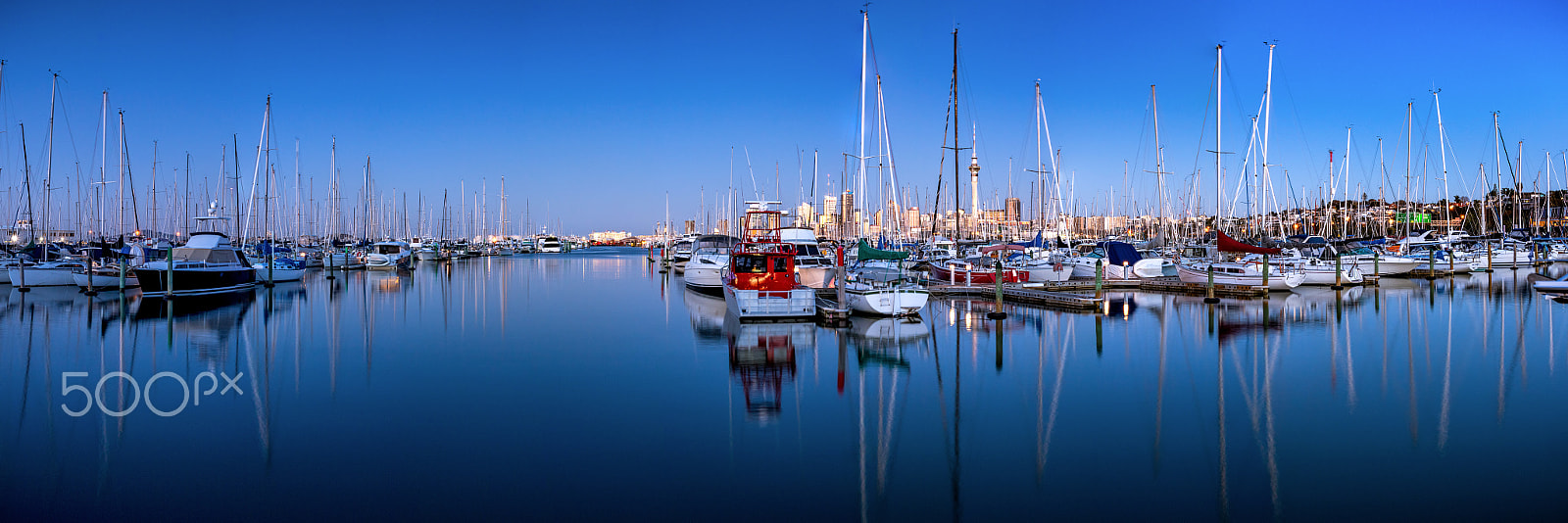 Sigma 18-200mm f/3.5-6.3 DC OS sample photo. Auckland in blue hour photography