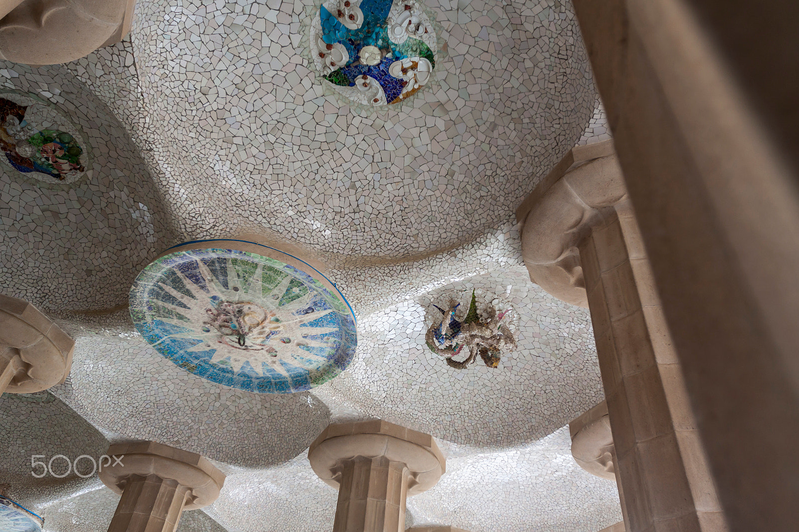 Canon EF 16-35mm F2.8L II USM sample photo. Barcelona gaudi photography
