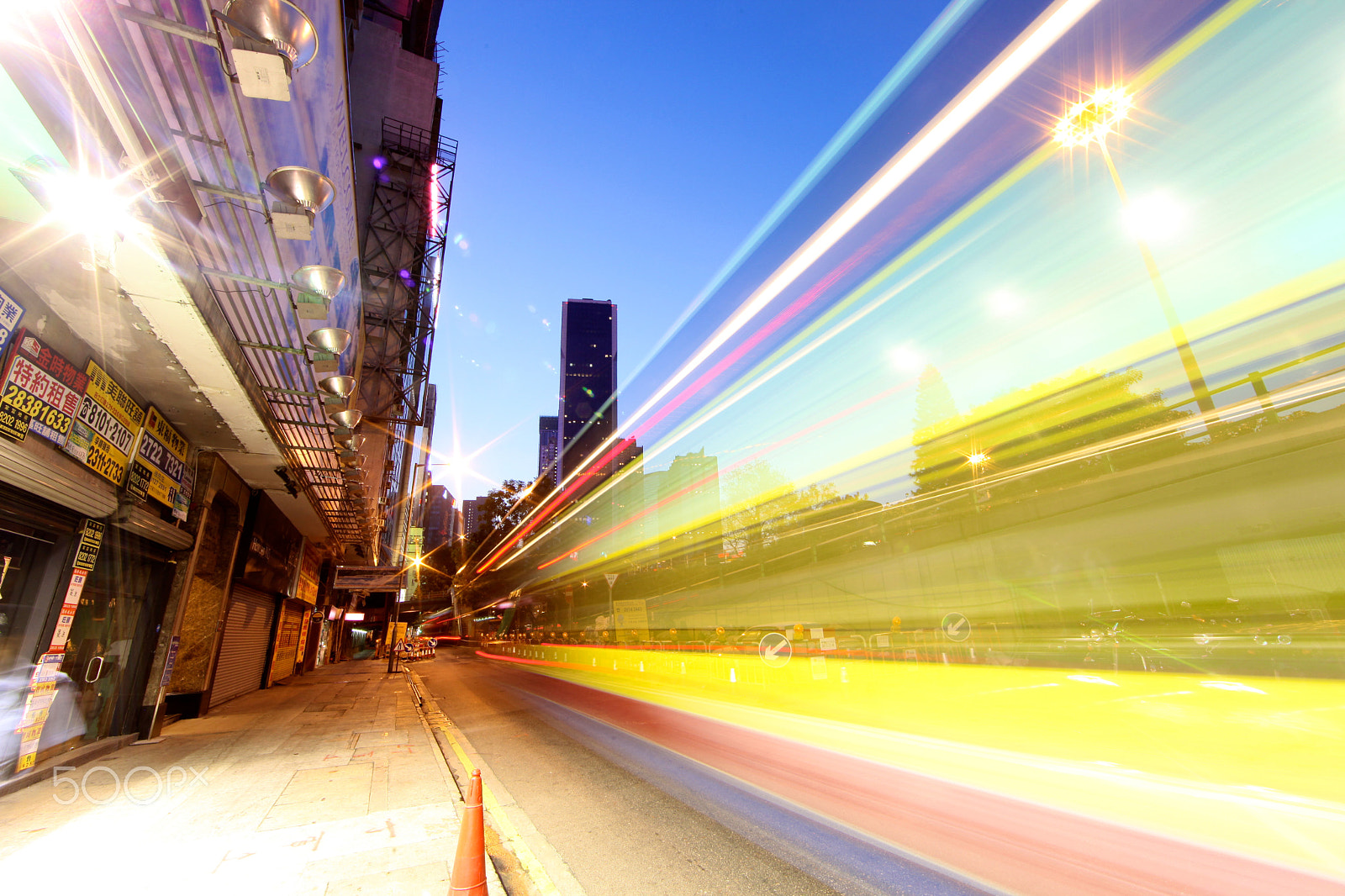 Canon EF 14mm F2.8L II USM sample photo. Bus pass photography