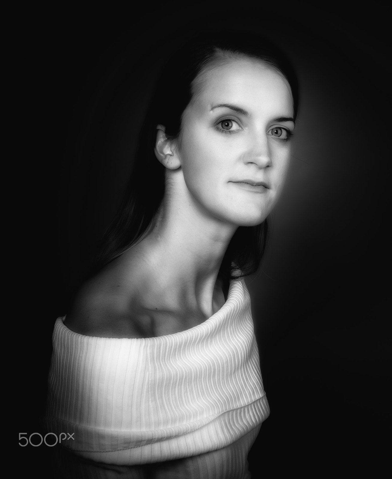 Canon EOS 5DS sample photo. Black & white soft portrait photography