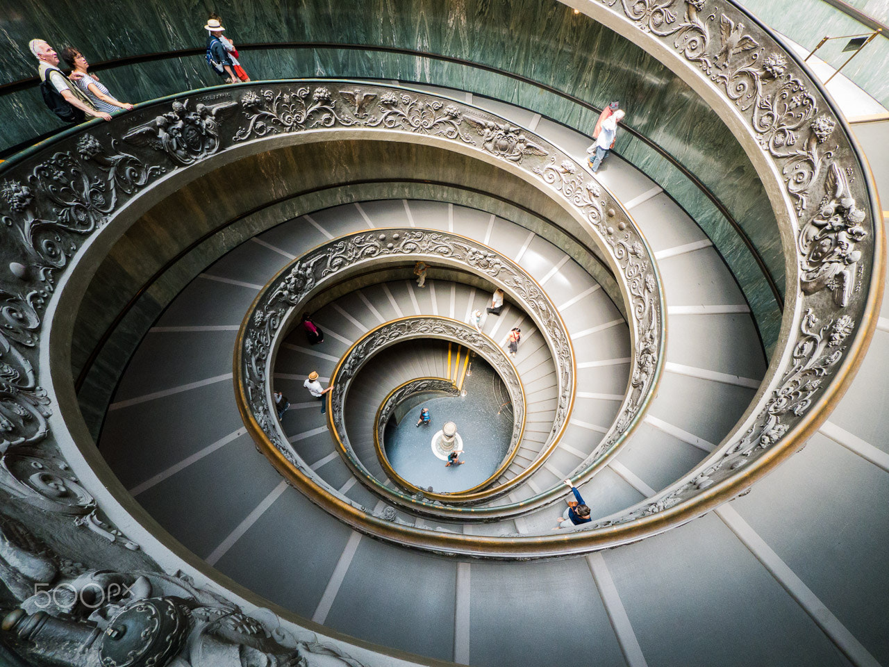 Panasonic Lumix DMC-G5 + Panasonic Lumix G Vario 7-14mm F4 ASPH sample photo. Spiral stairs photography