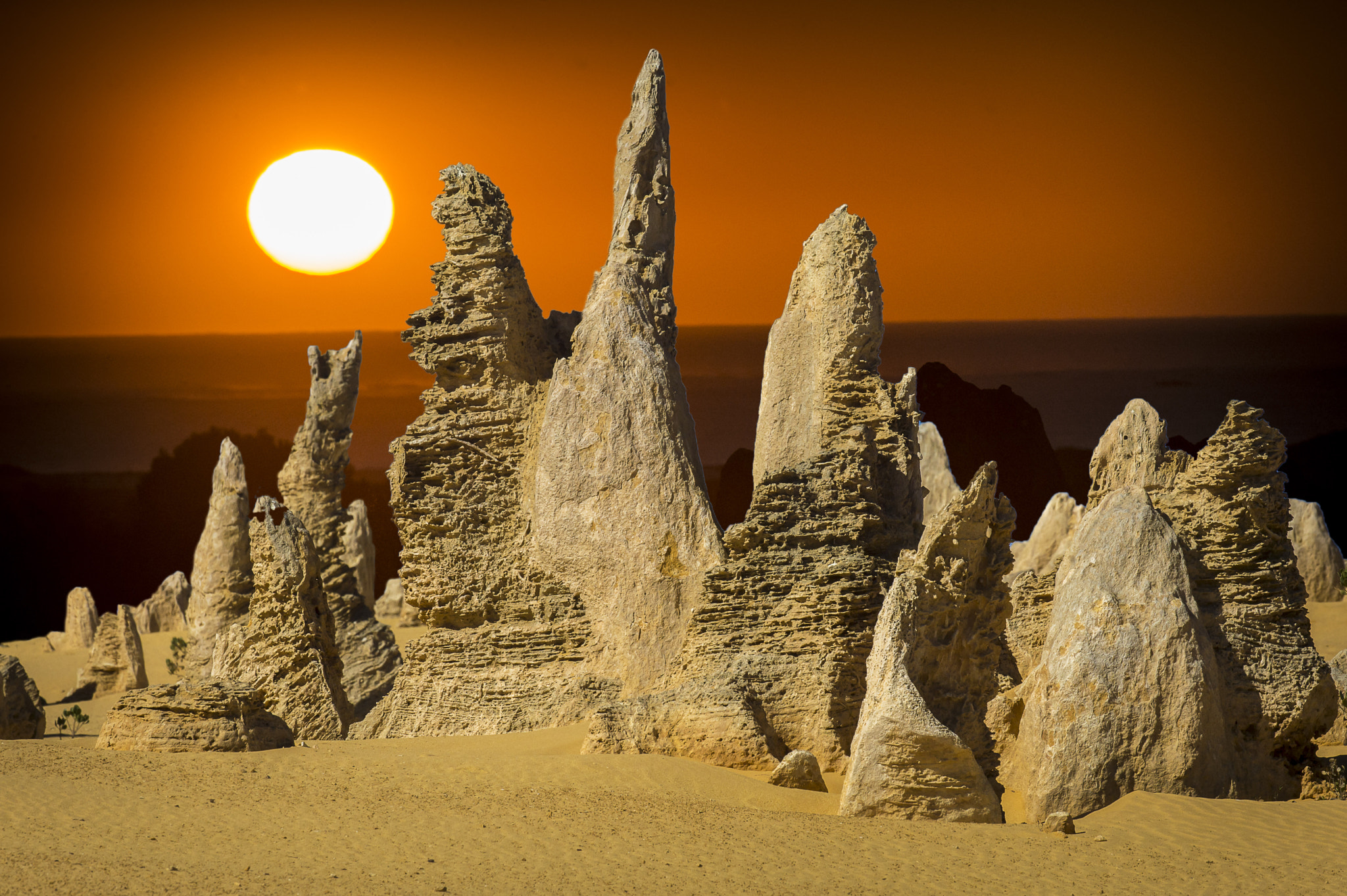 Nikon AF-S Nikkor 200-400mm F4G ED-IF VR sample photo. Sunset on the moon photography