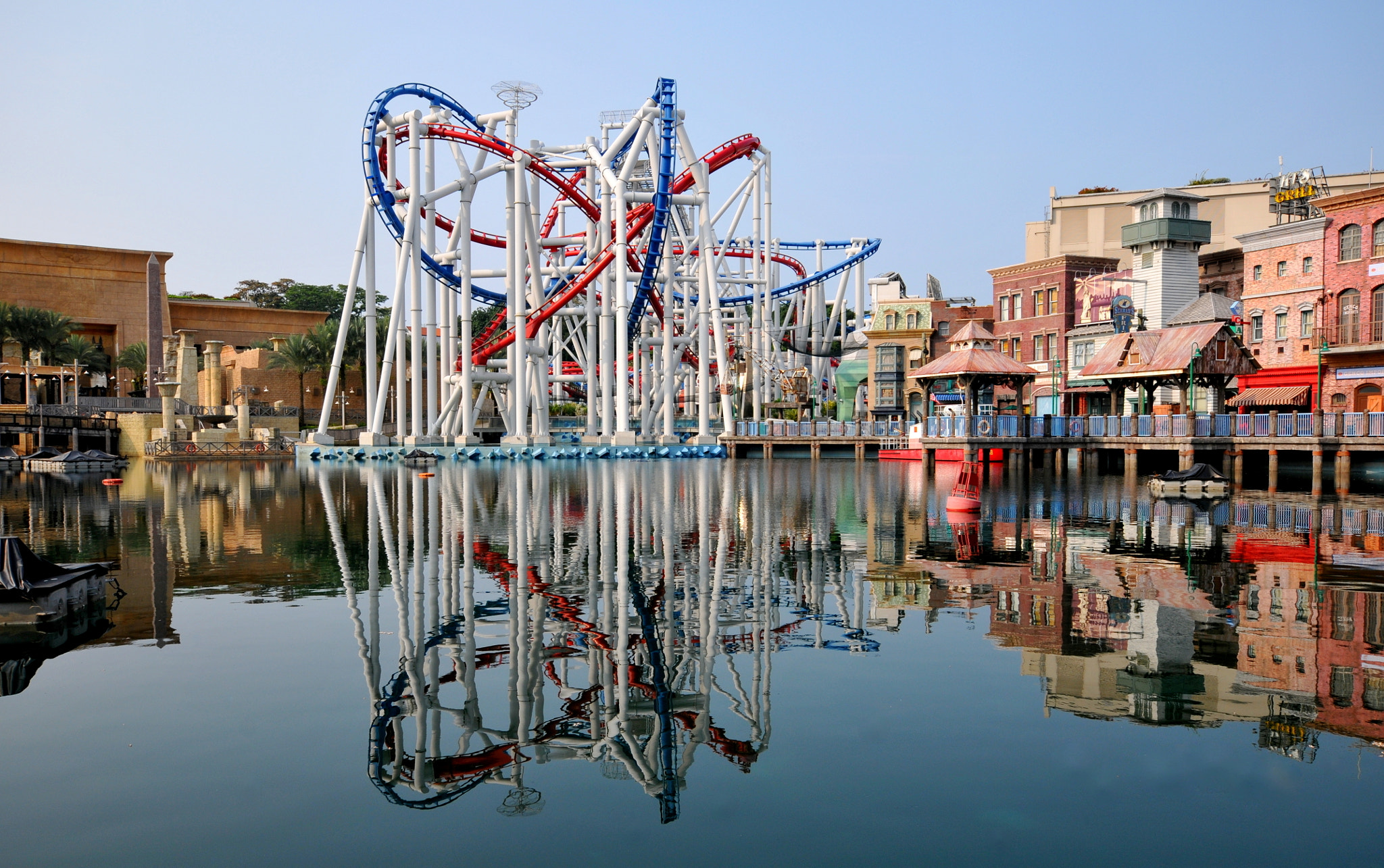 Nikon D300S + Sigma 10-20mm F3.5 EX DC HSM sample photo. Universal studios sentosa photography