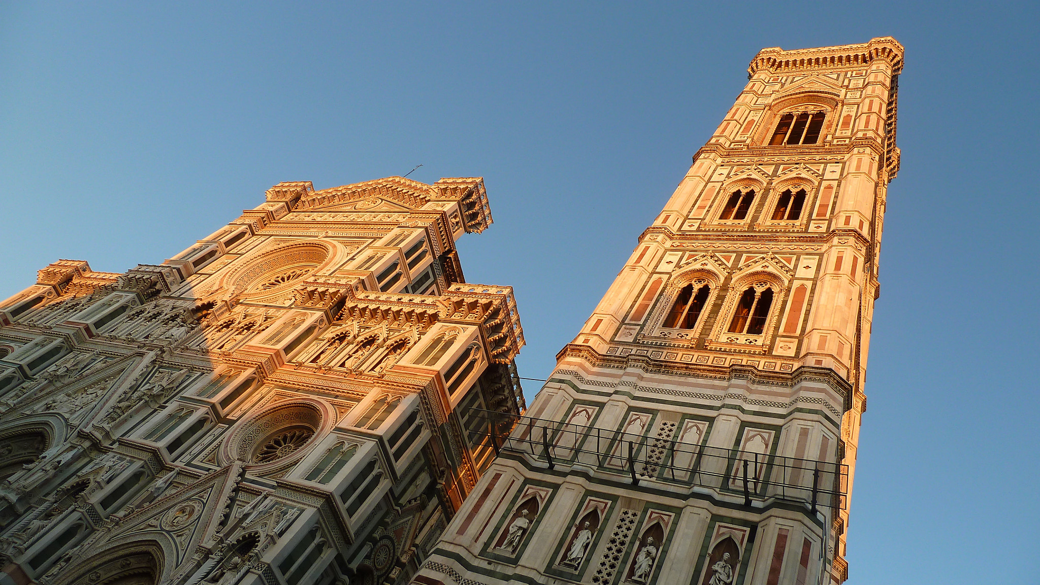 Panasonic Lumix DMC-ZS5 (Lumix DMC-TZ8) sample photo. Florence superstar photography