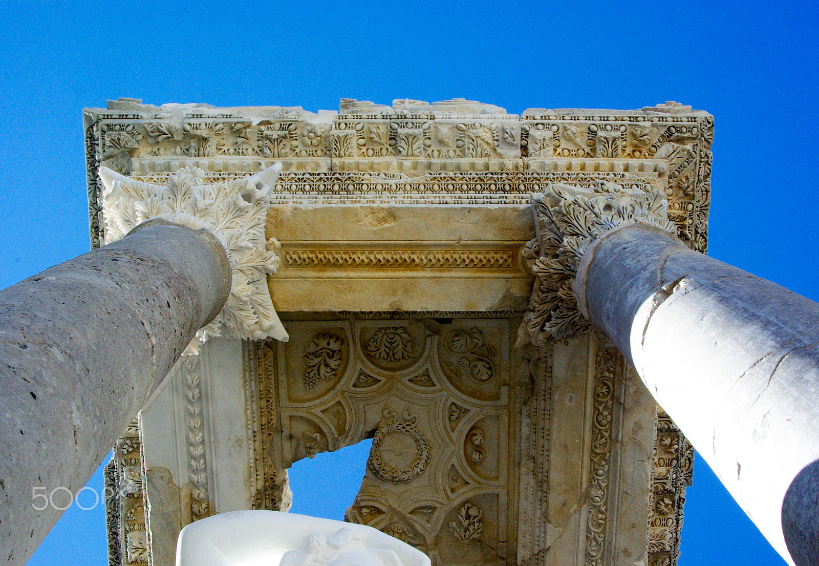 Pentax K10D + smc PENTAX-FA 28-200mm F3.8-5.6 AL[IF] sample photo. Column, (sagalassos, burdur) photography