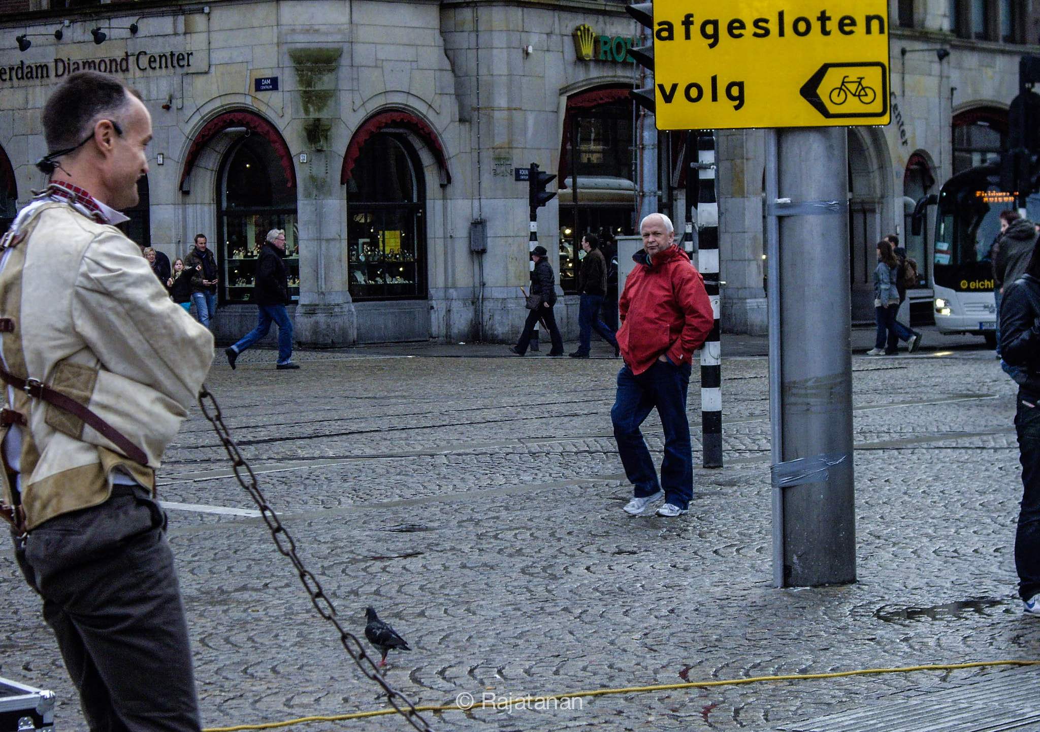Pentax OPTIO A10 sample photo. Street performer photography