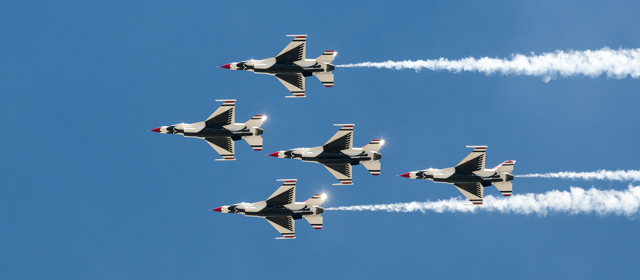AF-S Zoom-Nikkor 80-200mm f/2.8D IF-ED sample photo. Flying for freedom photography