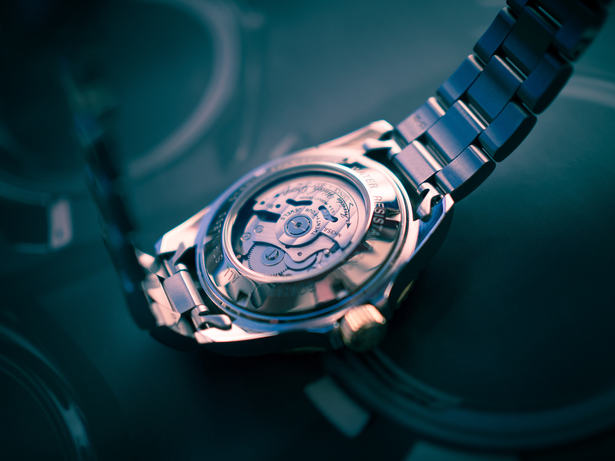 Olympus OM-D E-M10 II + Olympus M.Zuiko Digital 25mm F1.8 sample photo. Invicta pro diver mechanical watch photography