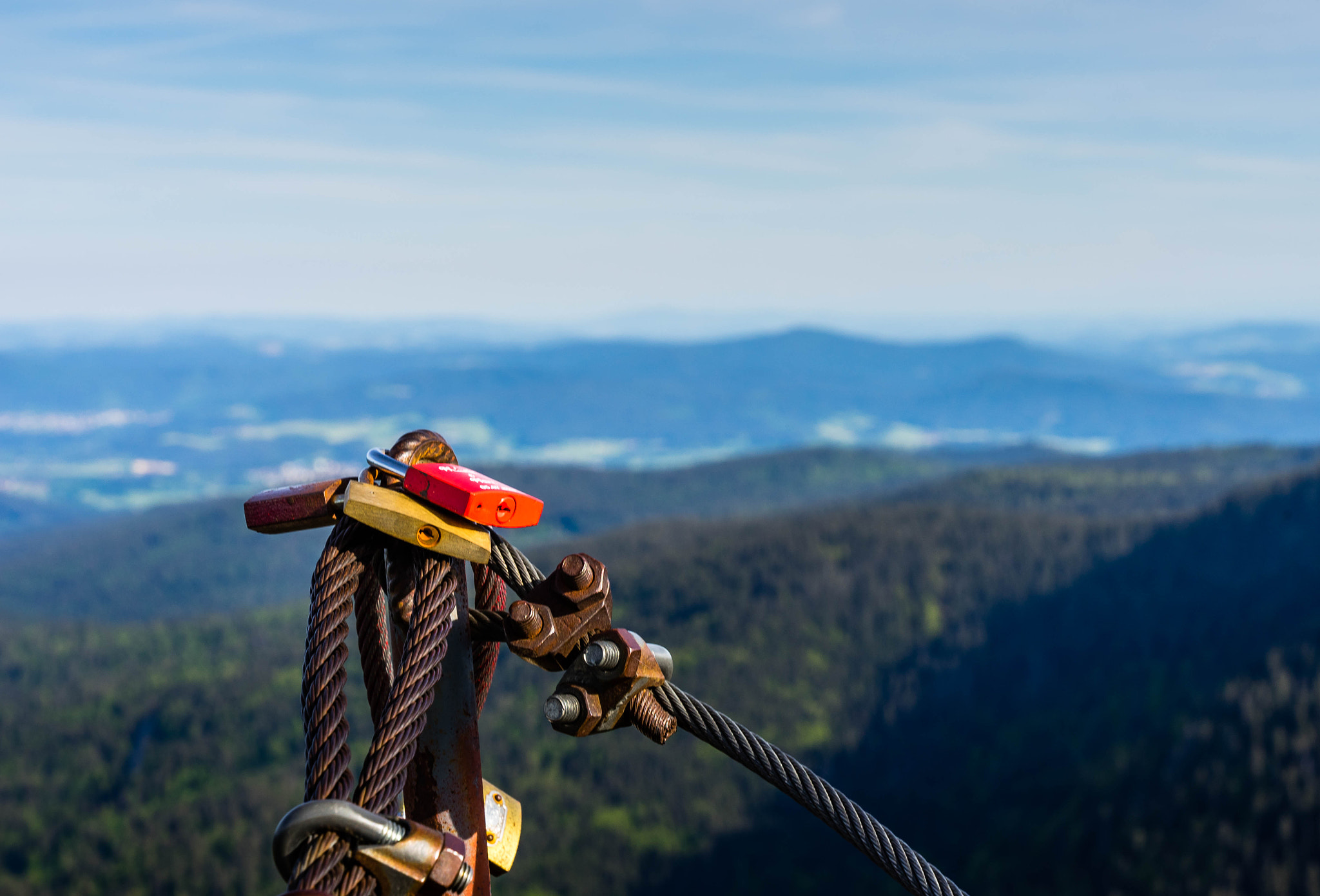 Sony FE 24-70mm F2.8 GM sample photo. Love locks on the top of the mountain photography