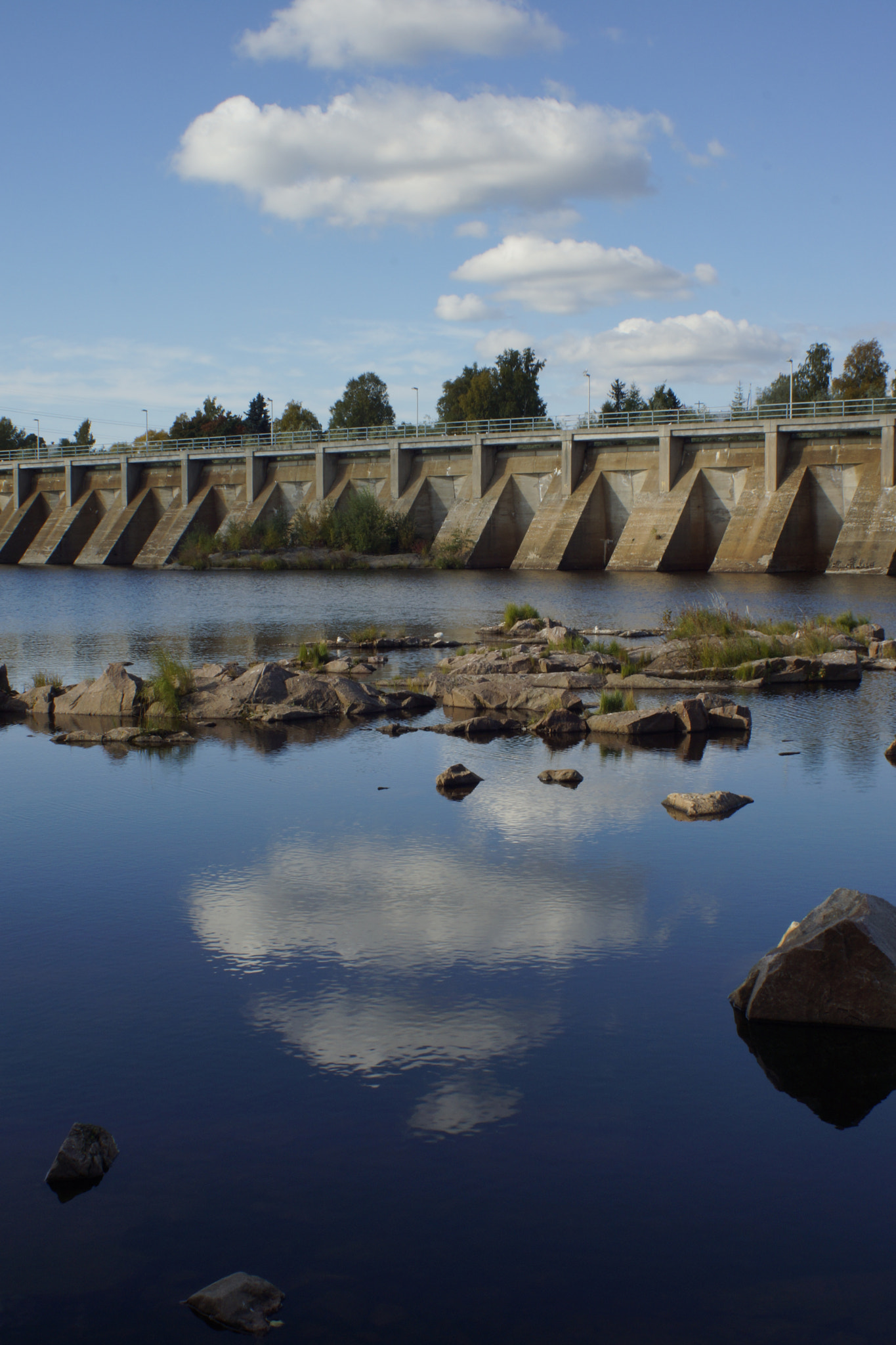 Sony SLT-A65 (SLT-A65V) + Sony 28mm F2.8 sample photo. Calm afternoon in oulu photography