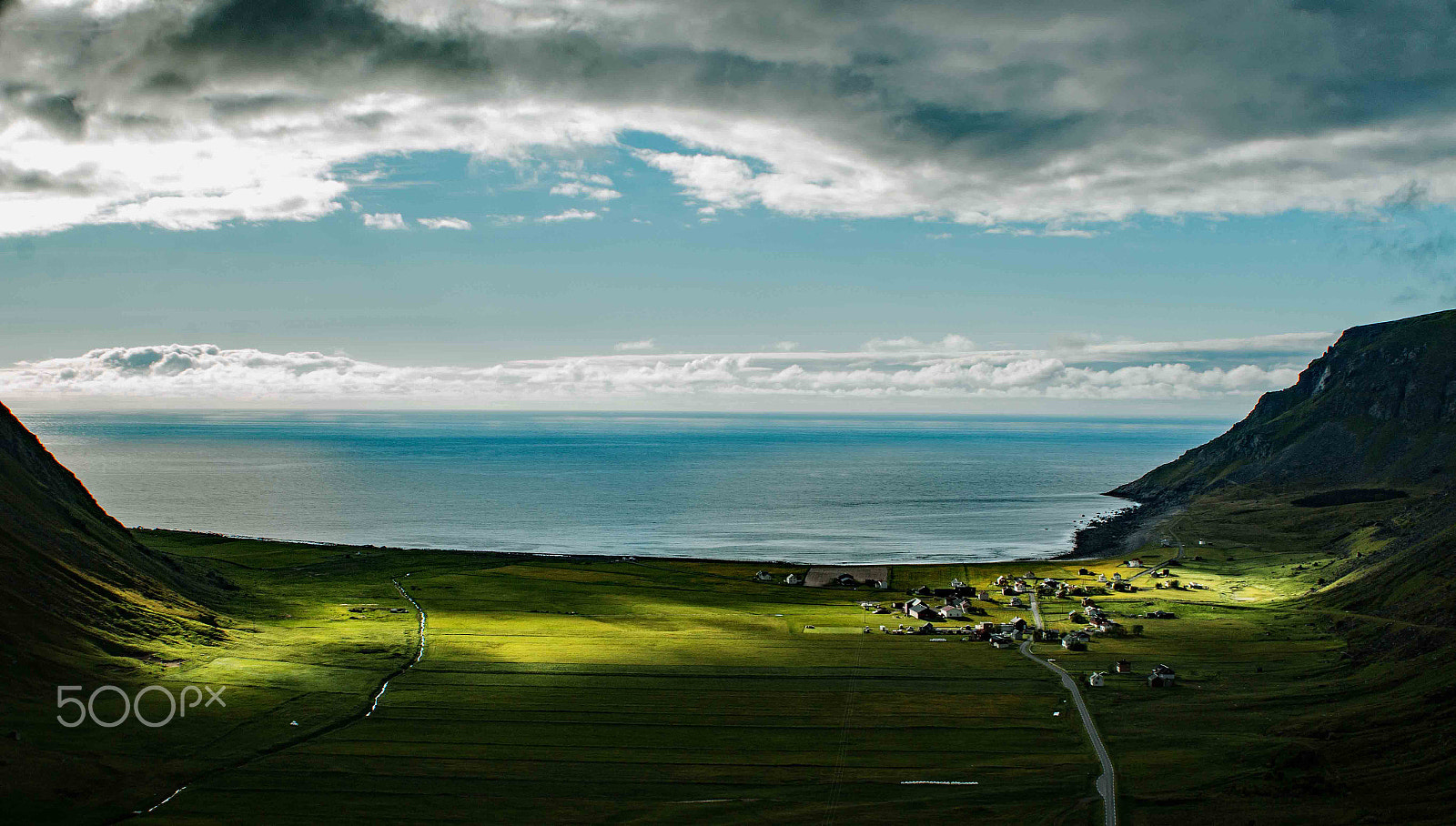 Canon EF 28-80mm f/3.5-5.6 sample photo. Light of lofoten photography