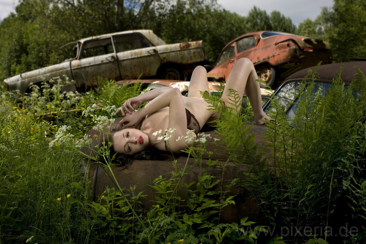 Nikon D3X + Nikon AF-S Nikkor 35mm F1.8G ED sample photo. On a swedish oldtimer junkyard viii photography