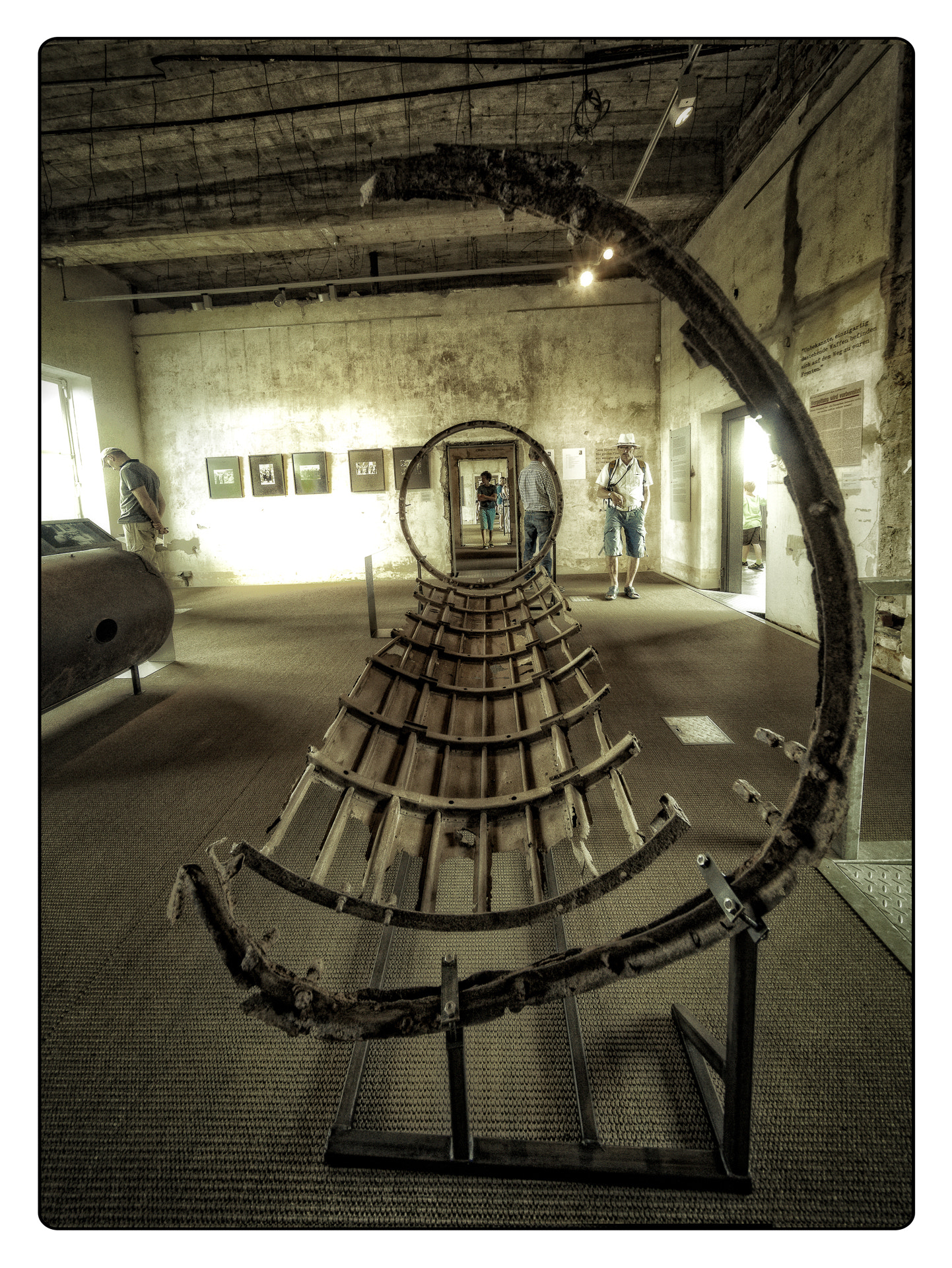 Sony a7R II + Voigtlander HELIAR-HYPER WIDE 10mm F5.6 sample photo. Here they build their rockets photography