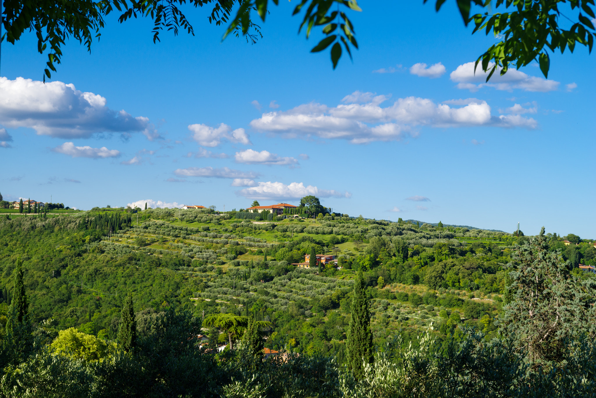 smc PENTAX-FA* 28-70mm F2.8 AL sample photo. Villa nella natura photography