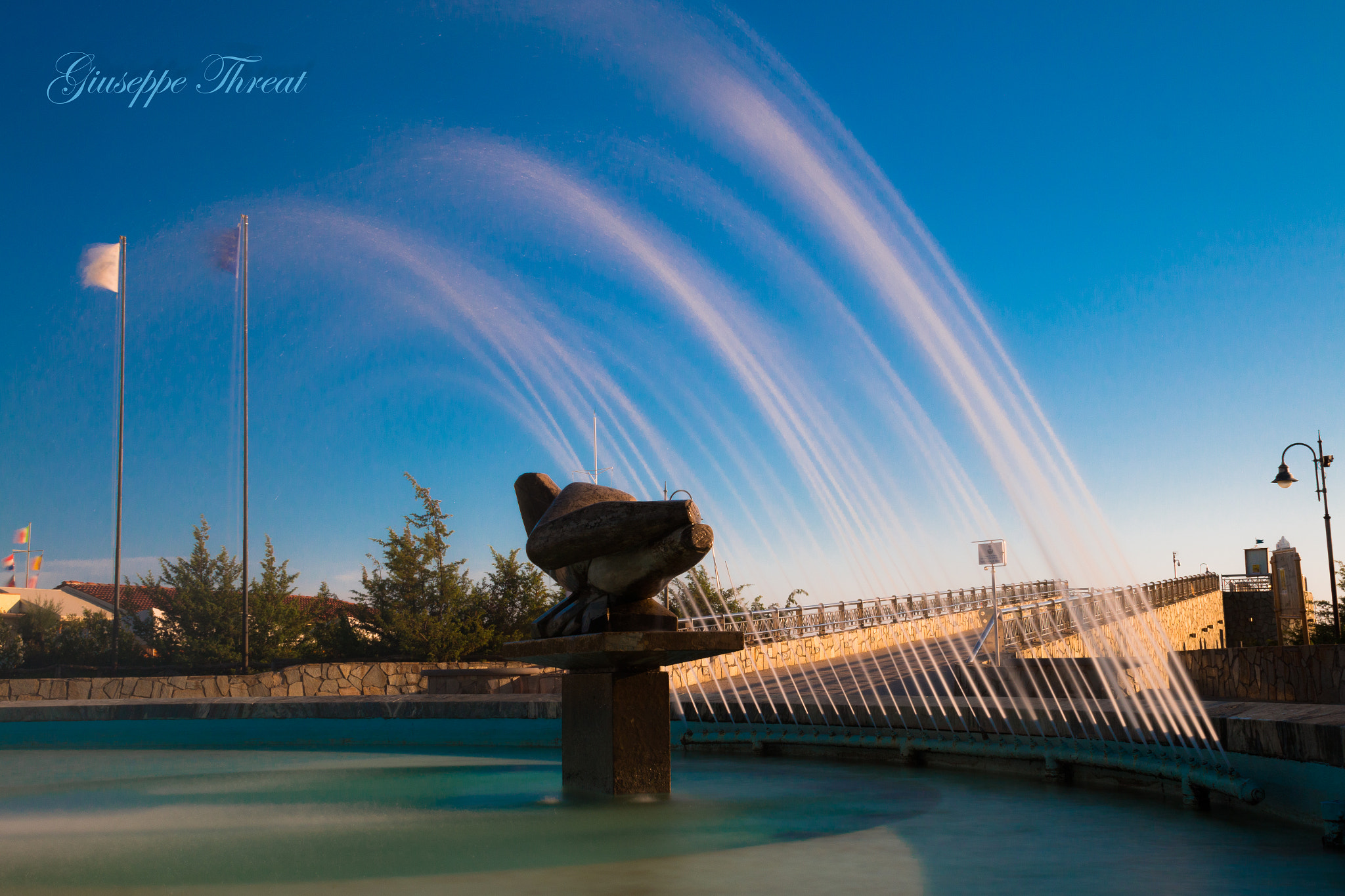 Canon EF 24mm F2.8 IS USM sample photo. Pontile photography