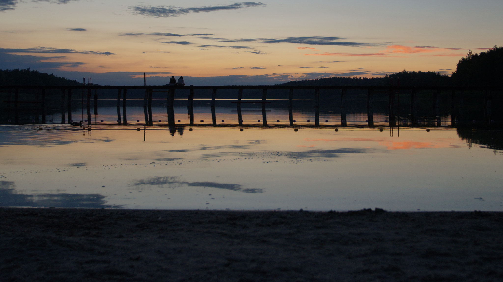 Sony SLT-A57 + Minolta AF 17-35mm F2.8-4 (D) sample photo. Summer love photography