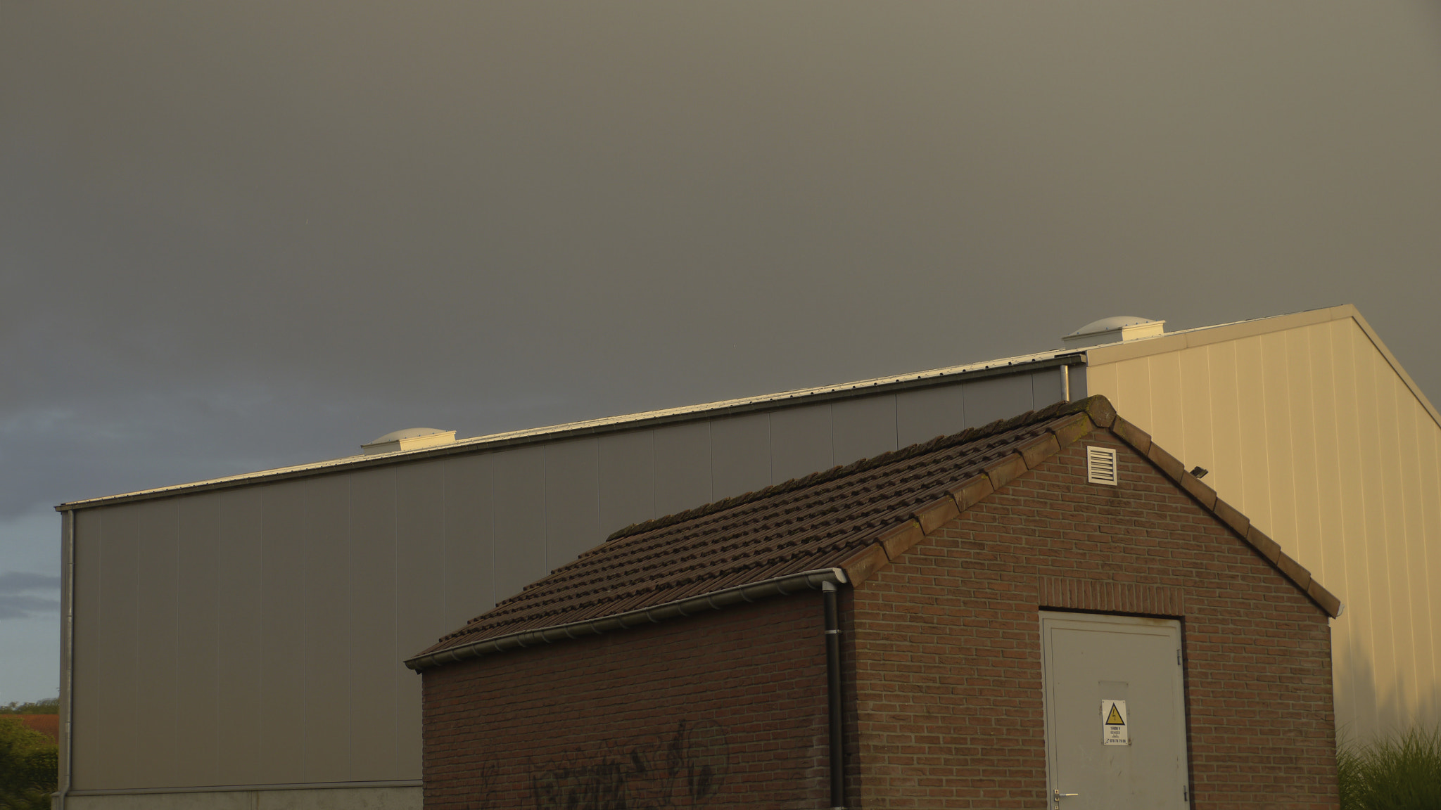 Panasonic Lumix DMC-GH2 sample photo. Electric house photography