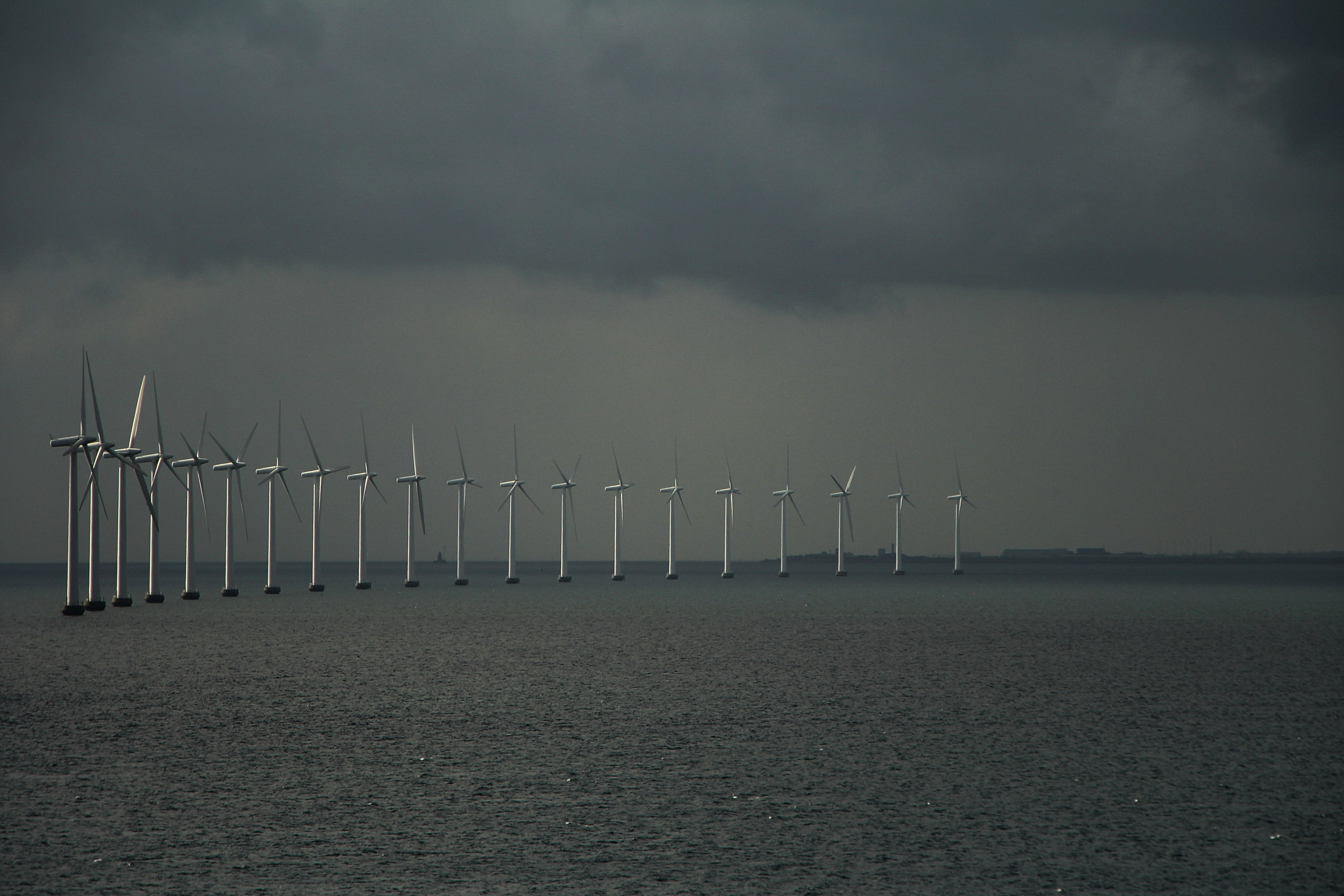 Sigma 18-125mm F3.8-5.6 DC OS HSM sample photo. Wind-driven generators in the sea photography