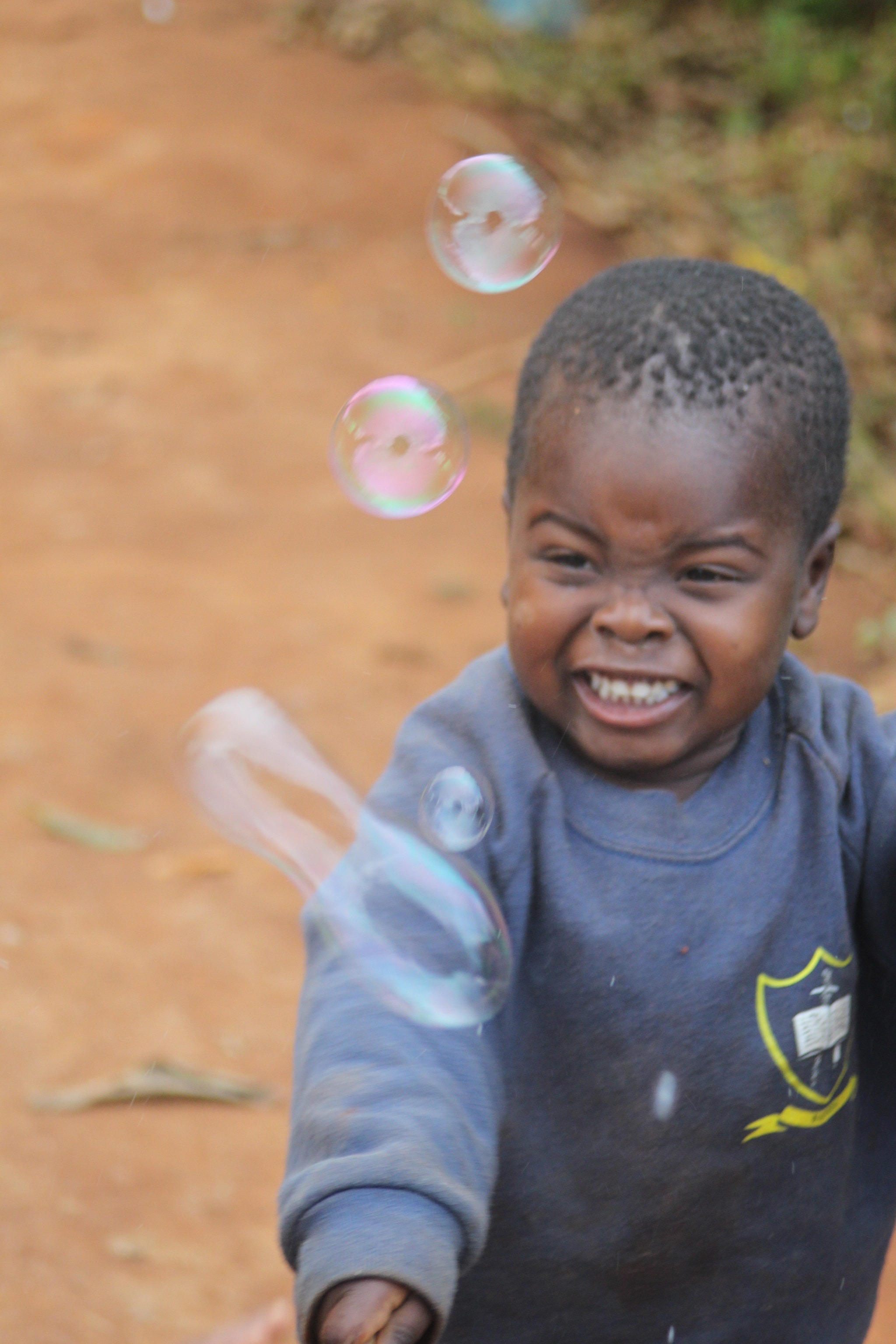 Canon EF 35-105mm f/3.5-4.5 sample photo. Happiness is bubbles! photography