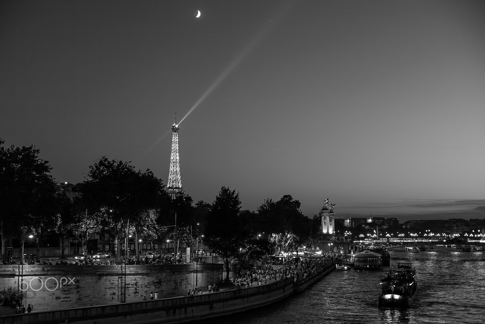 Leica Noctilux-M 50mm F0.95 ASPH sample photo. The beauty of paris... photography