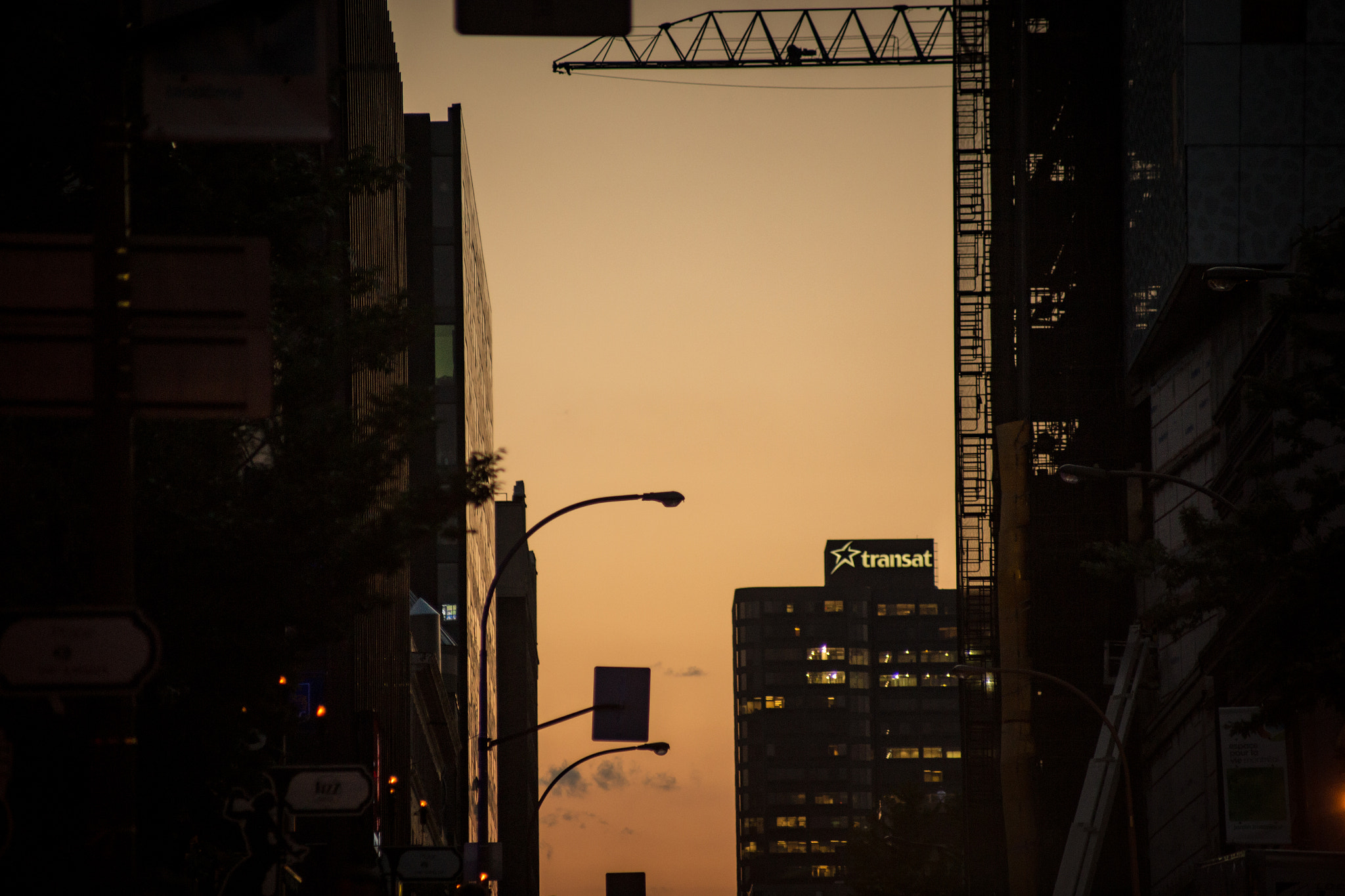 Canon EOS 6D + Canon EF 70-210mm f/4 sample photo. Montreal jazz festival photography