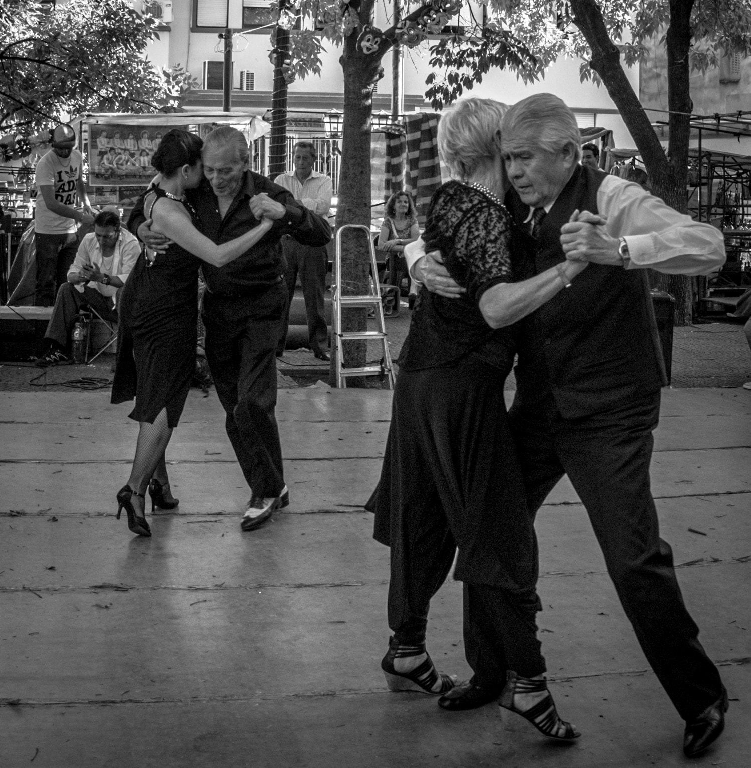 Nikon D800 + Nikon AF Fisheye-Nikkor 16mm F2.8D sample photo. Argentina dancer photography