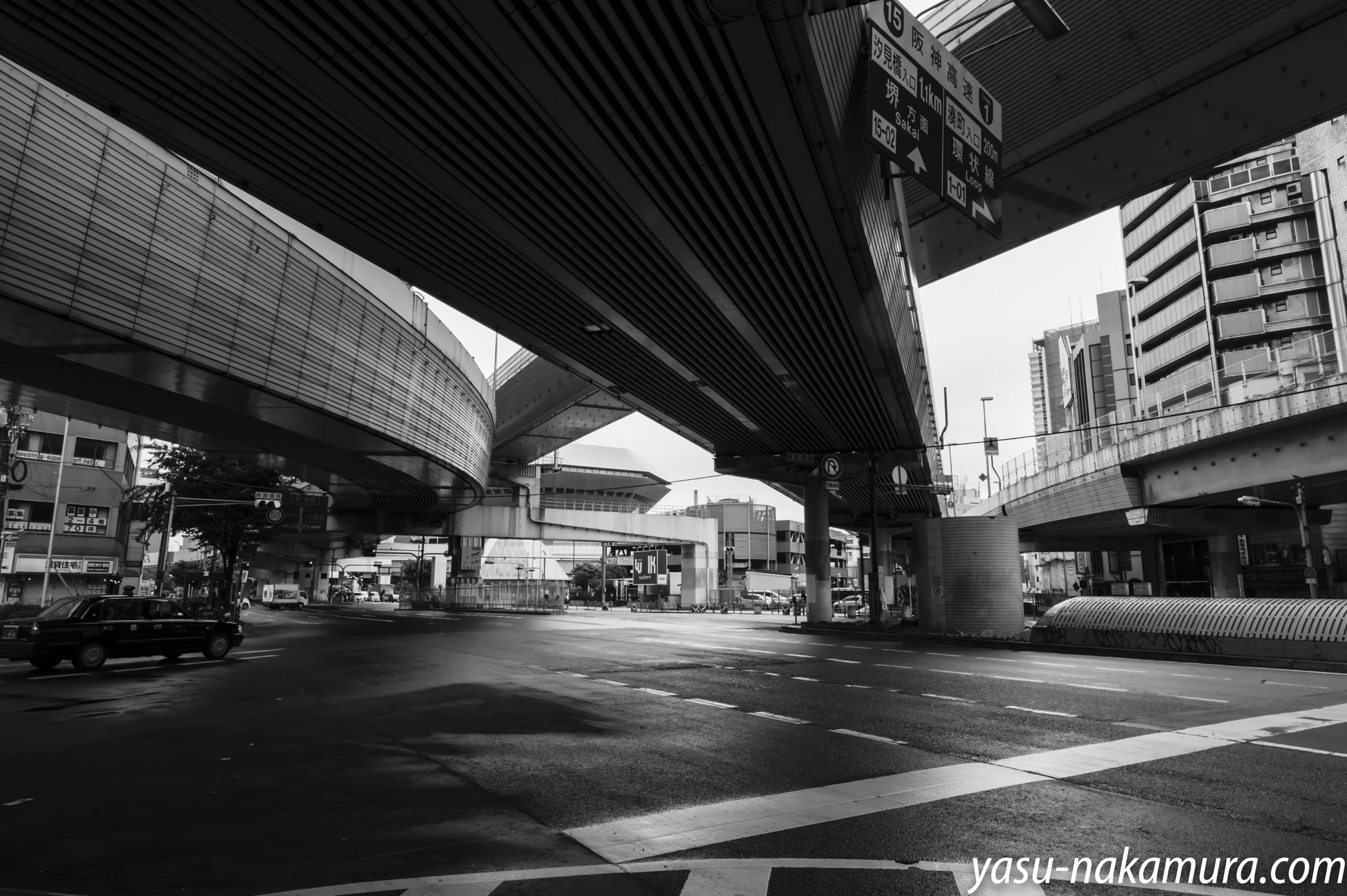Leica Super-Elmar-M 21mm F3.4 ASPH sample photo. Urban photography