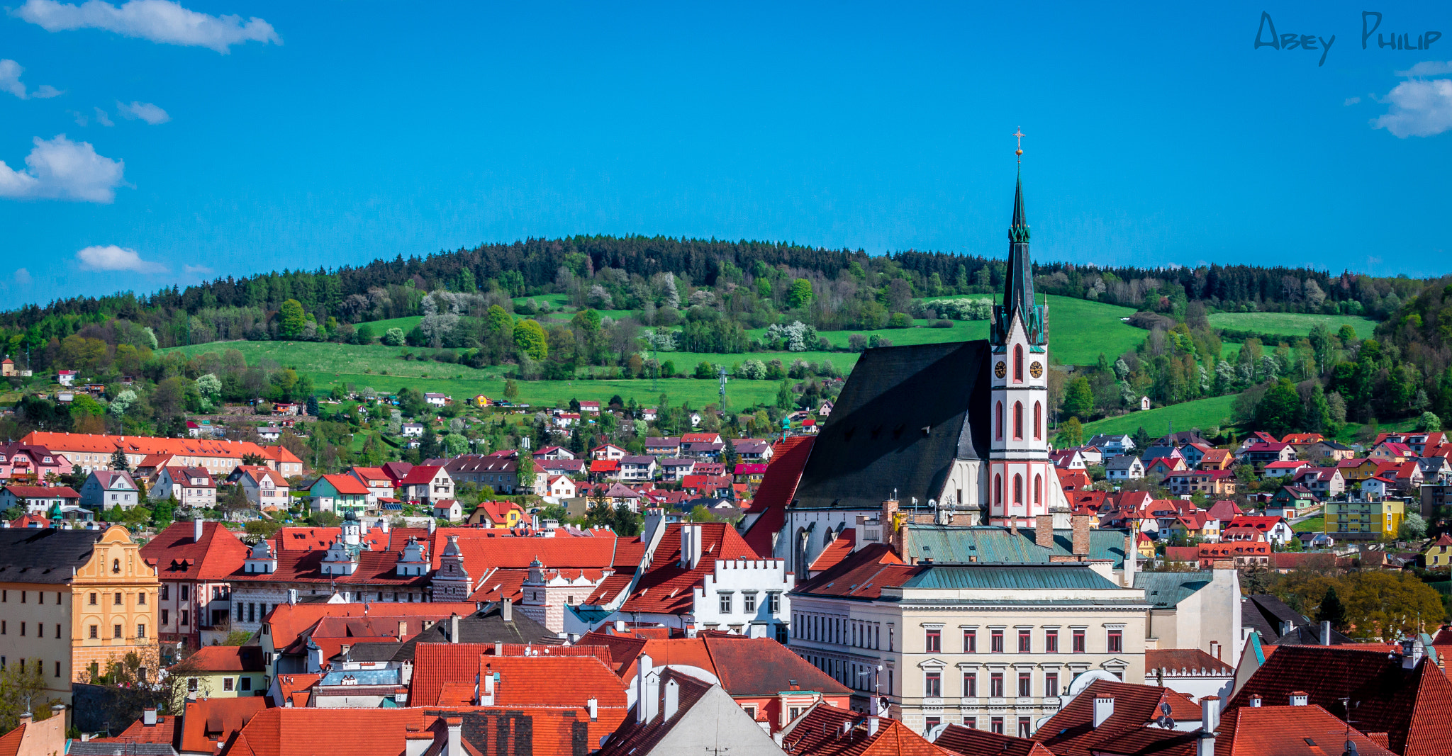 Canon EF 28-300mm F3.5-5.6L IS USM sample photo. Scenic cesky krumlov_czech republic photography