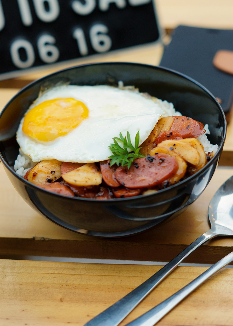 Sony SLT-A57 + Sony DT 50mm F1.8 SAM sample photo. Rice bowl photography