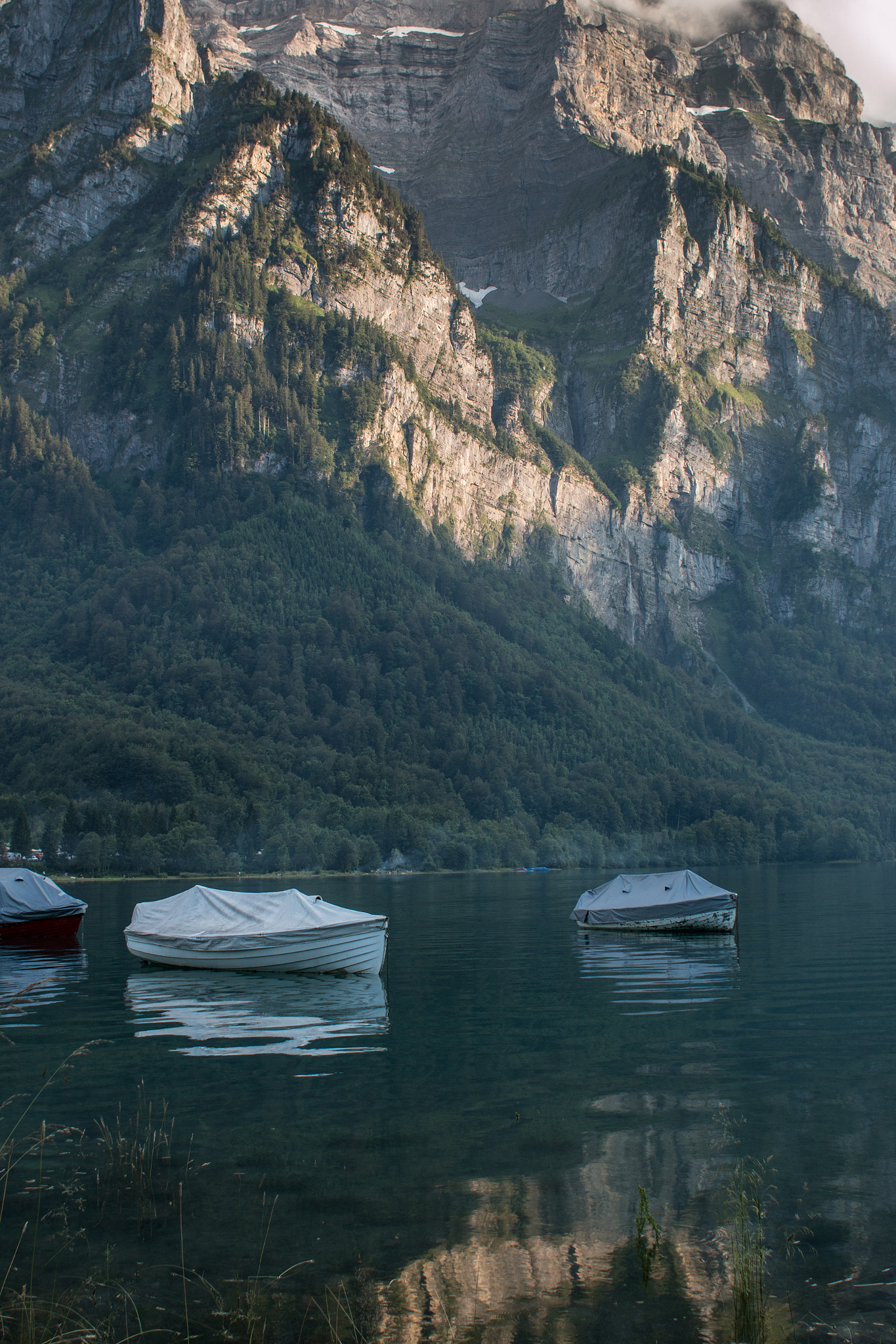 Canon EOS 70D + Canon EF 28mm F1.8 USM sample photo. Boats at rest photography