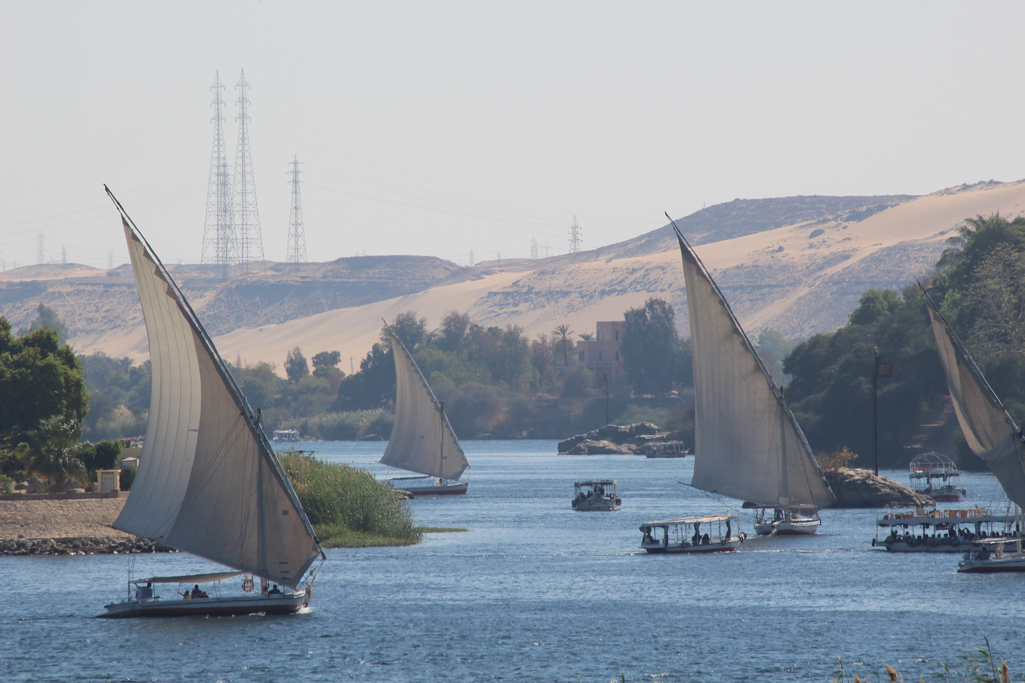Canon EF 70-300mm F4-5.6 IS USM sample photo. Feluccas in aswan, egypt. photography