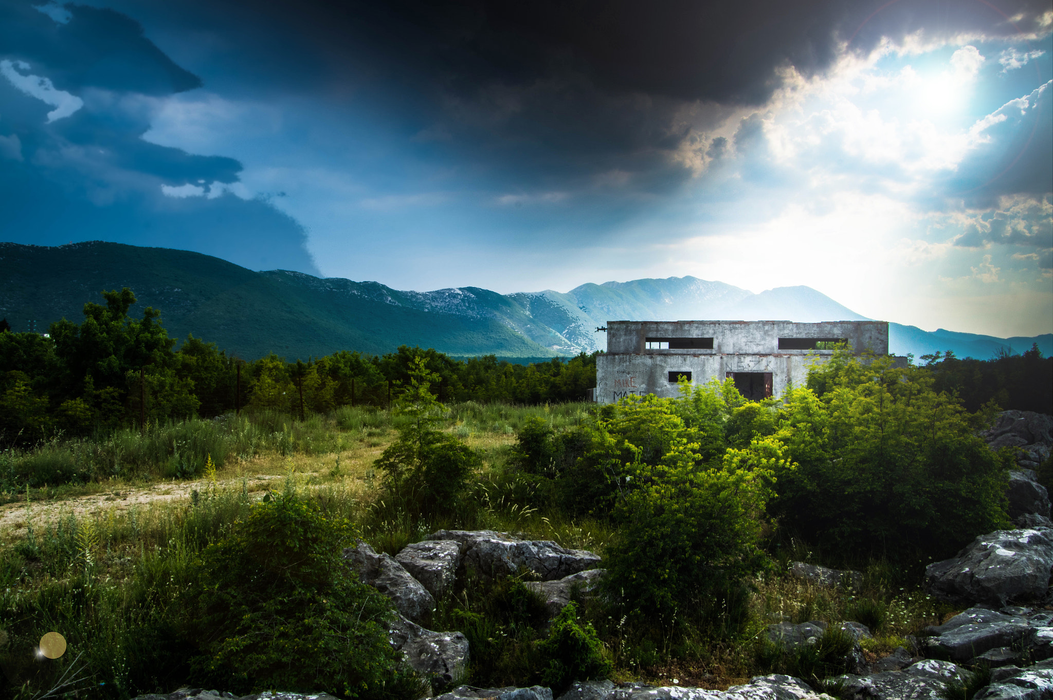 Tamron 18-270mm F3.5-6.3 Di II PZD sample photo. Abandoned croatia photography